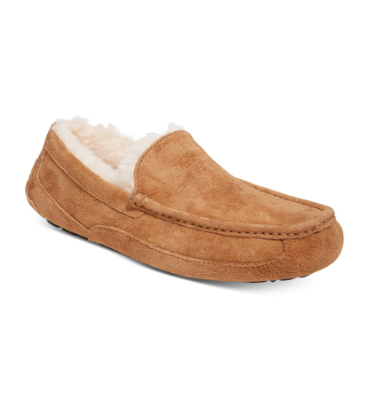 UGG® Men's Ascot Moccasin Slippers - Chestnut