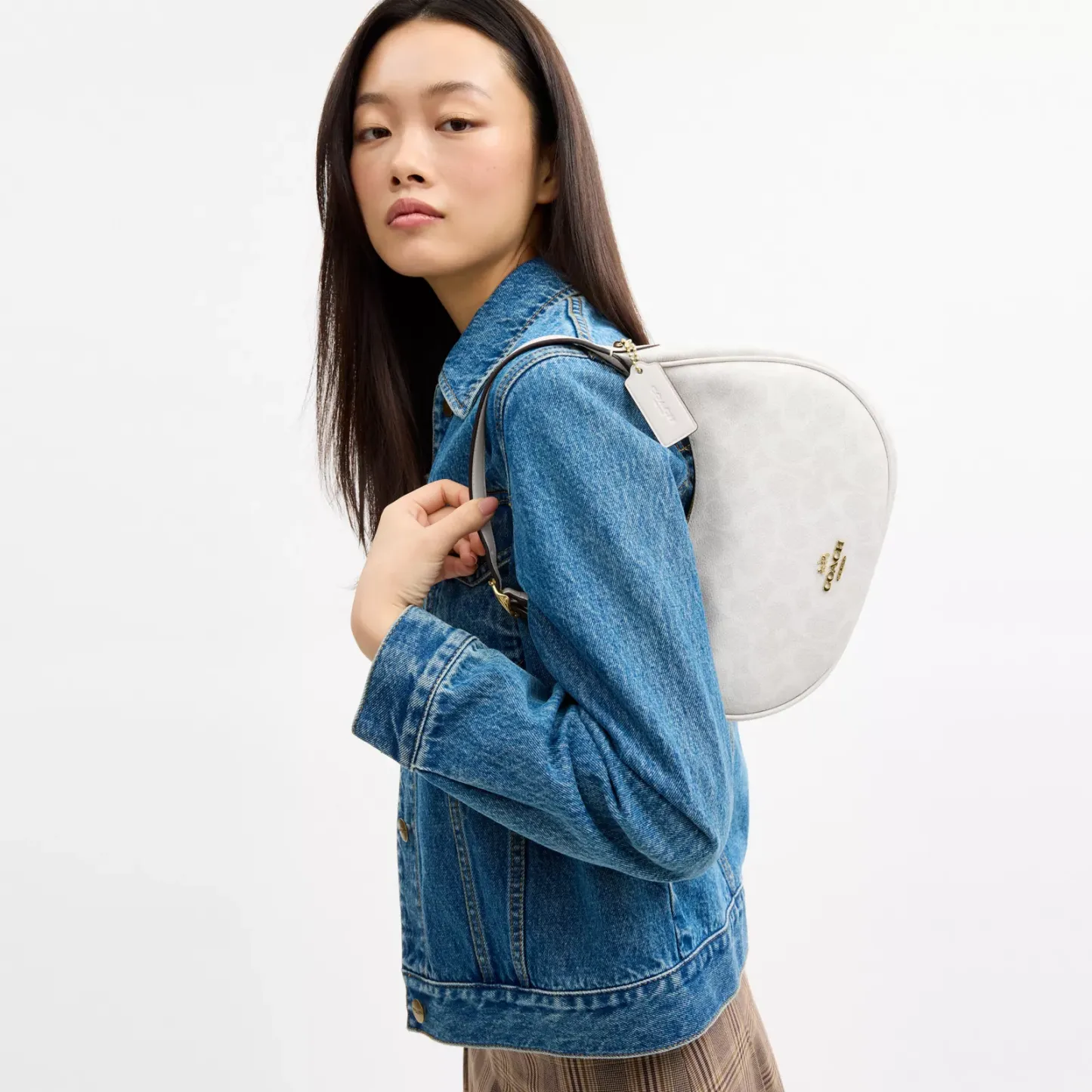 Emily Shoulder Bag In Signature Canvas - Gold/White/Chalk - view 2