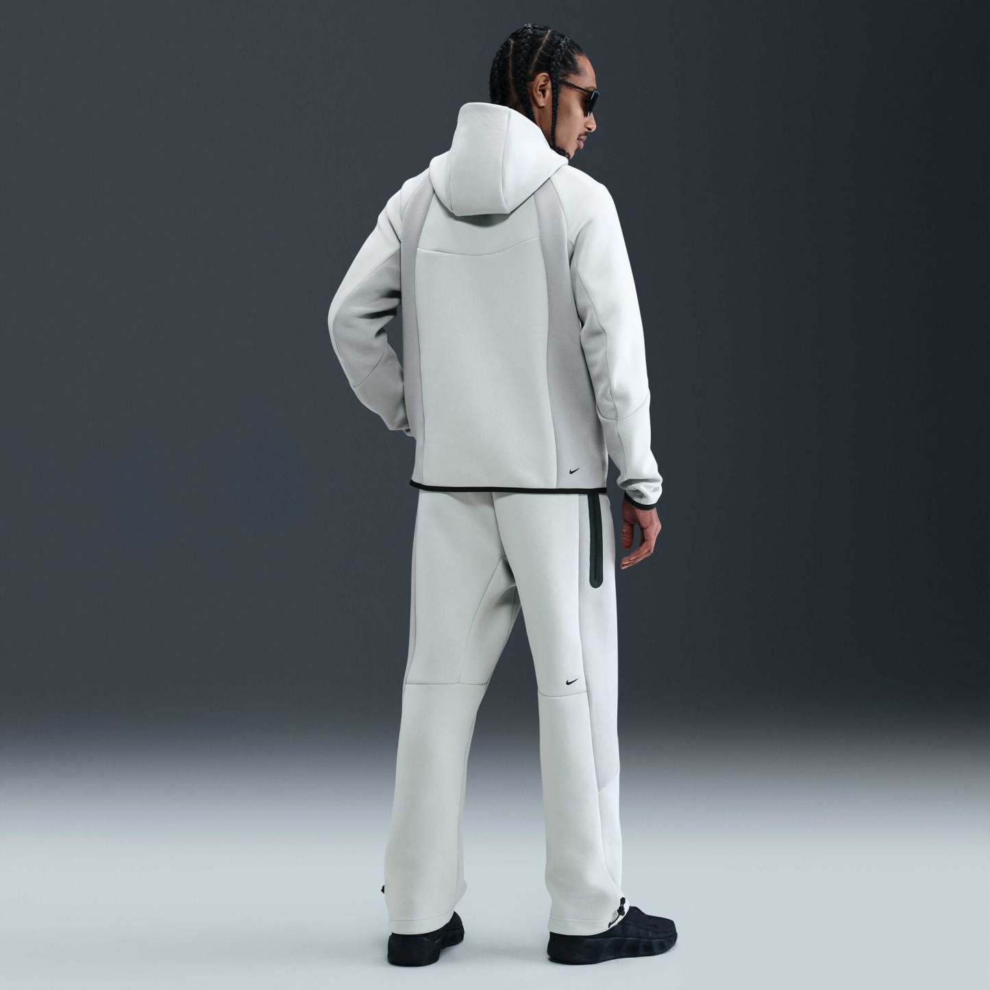 Nike Tech Men's Colour-Block Full-Zip Fleece Windrunner Jacket - Light Silver/Light Smoke Grey/Black