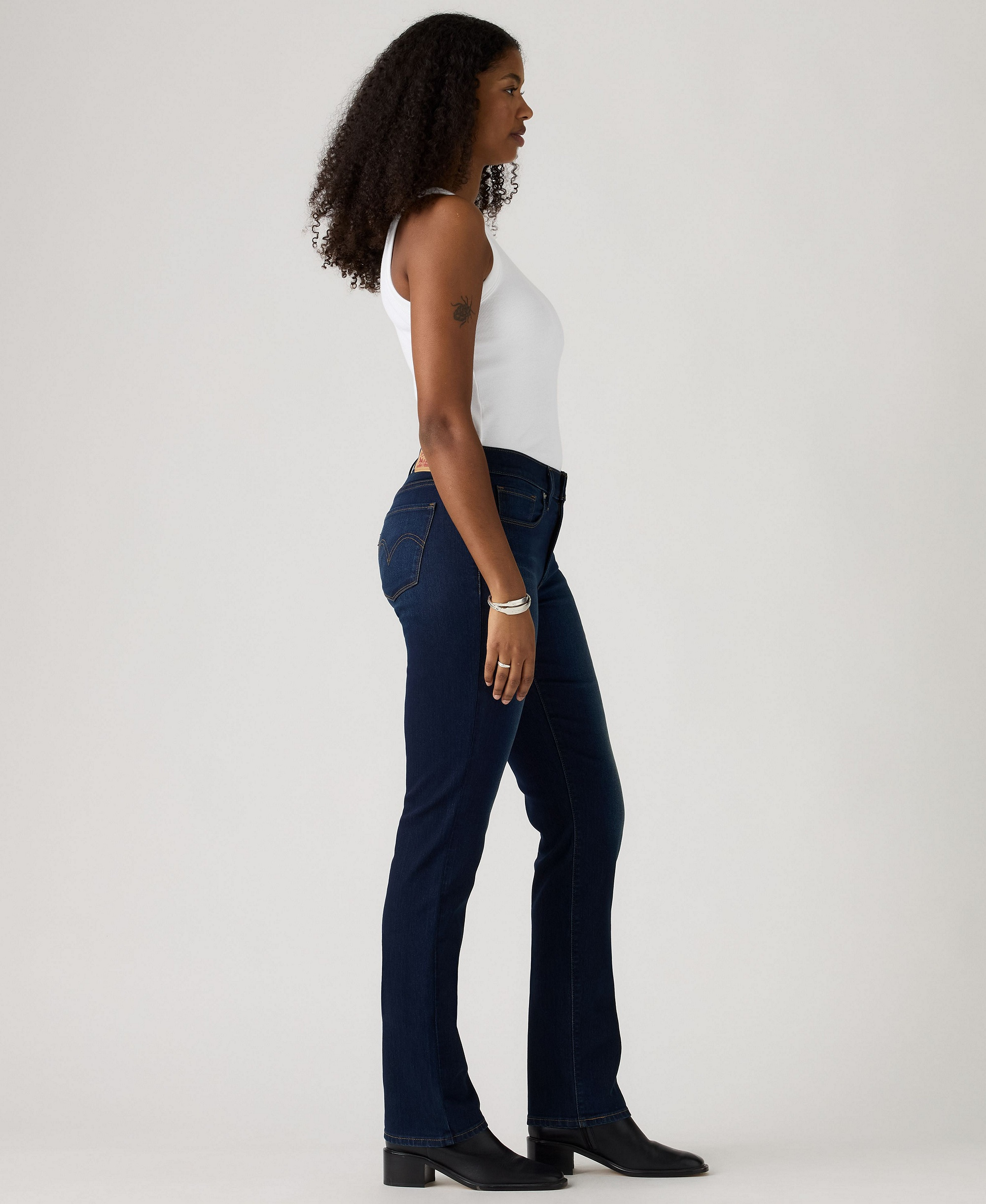Levi's Women's Classic Mid-Rise Straight-Leg Jeans - Lapis Dark Horse