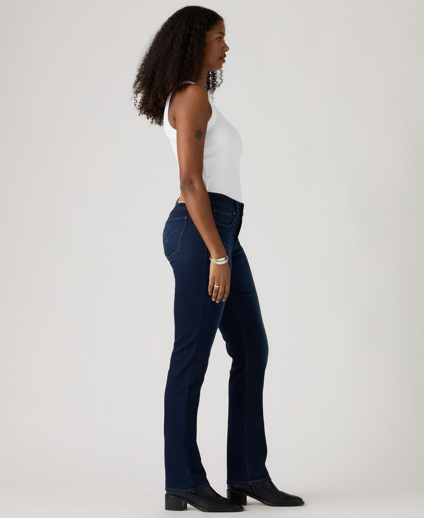 Levi's Women's Classic Mid-Rise Straight-Leg Jeans - Lapis Dark Horse