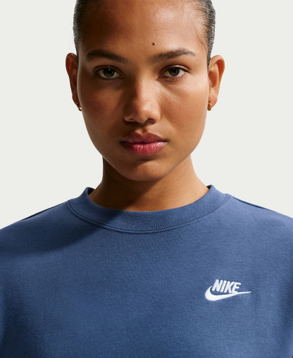 Nike Women's Sportswear Club Fleece Loose Crewneck Sweatshirt - Mystic Navy/white