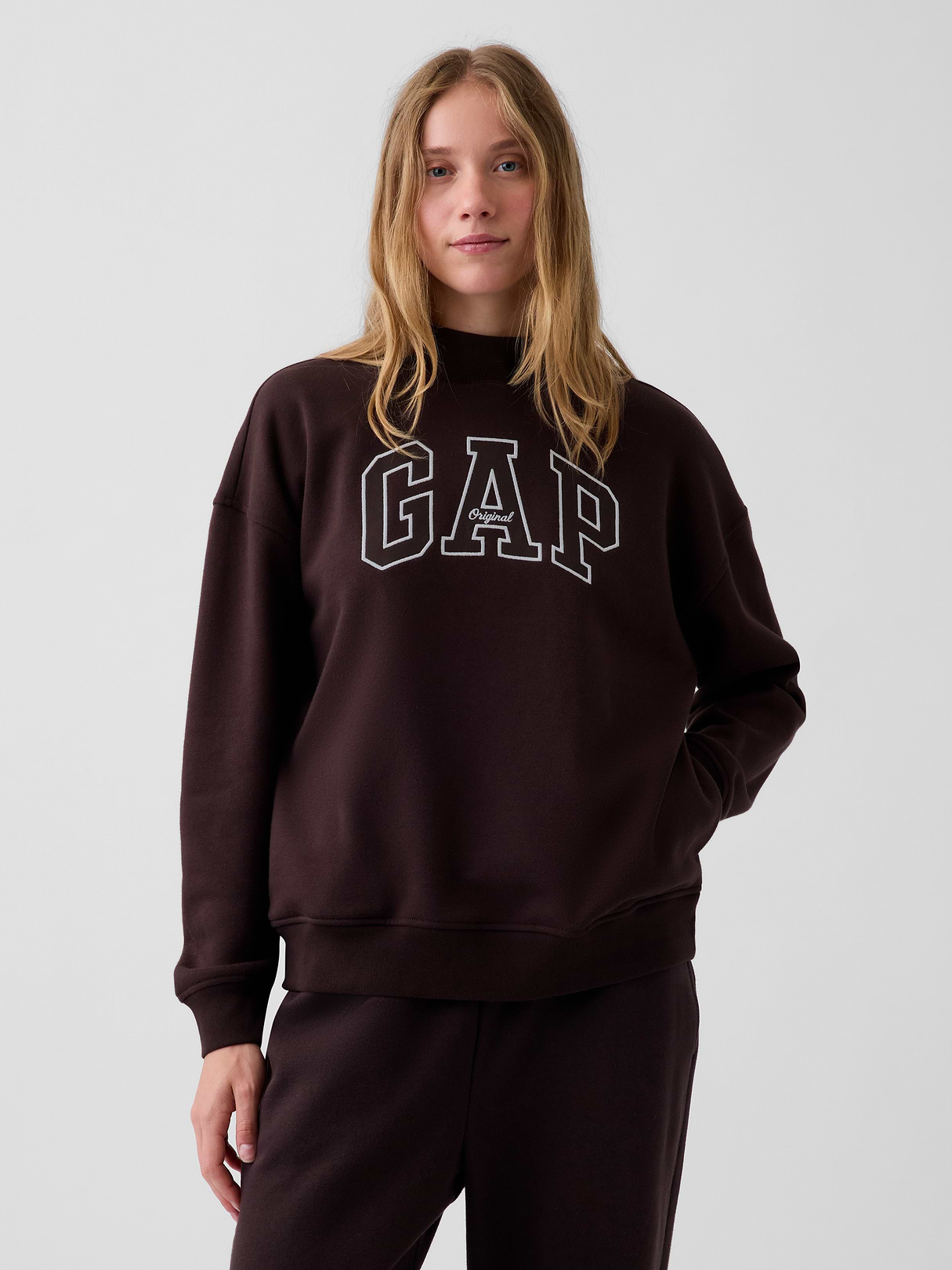 VintageSoft Oversized Mockneck Logo Sweatshirt - Brown