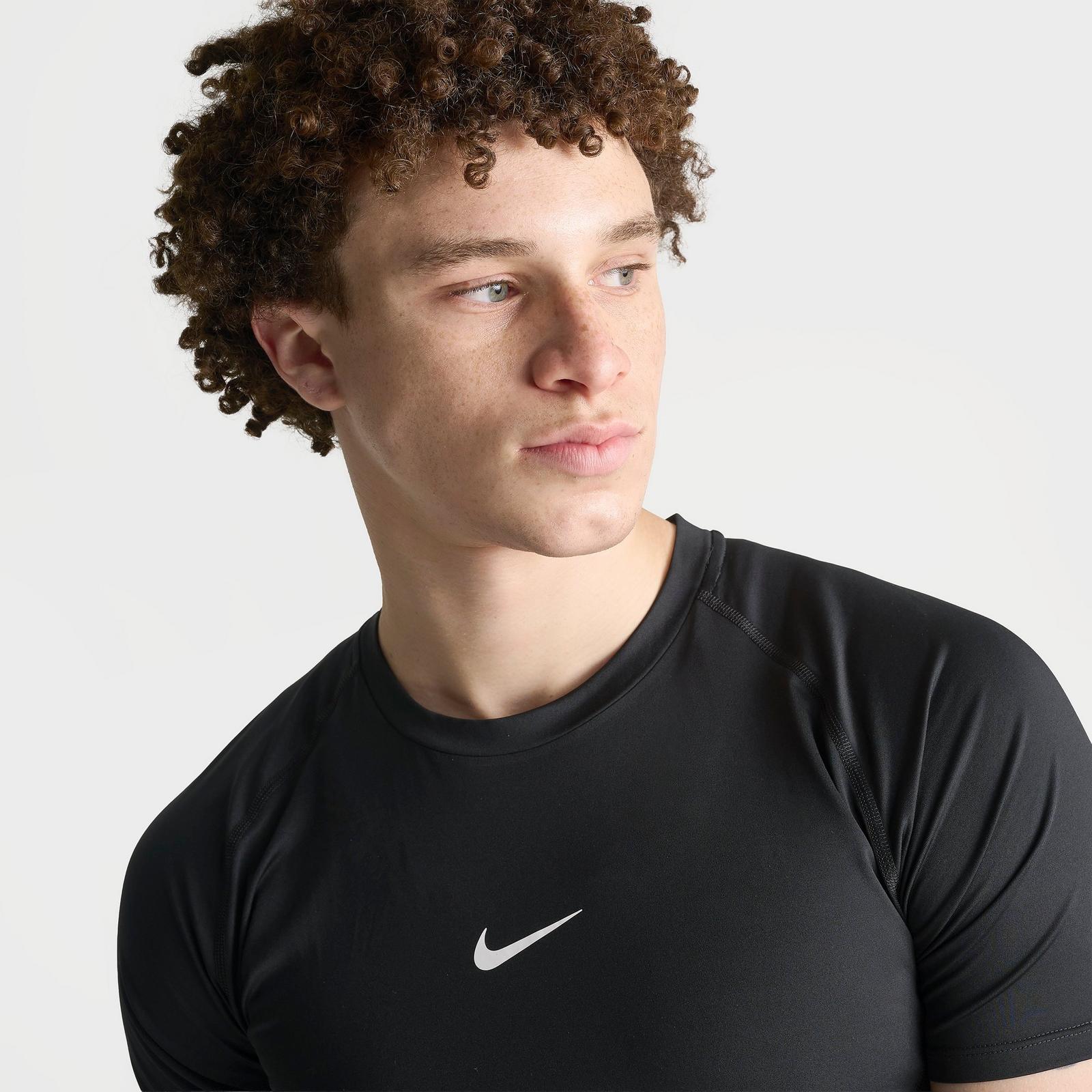 Men's Nike Pro Dri-FIT Tight Short-Sleeve Fitness Top - Black/White