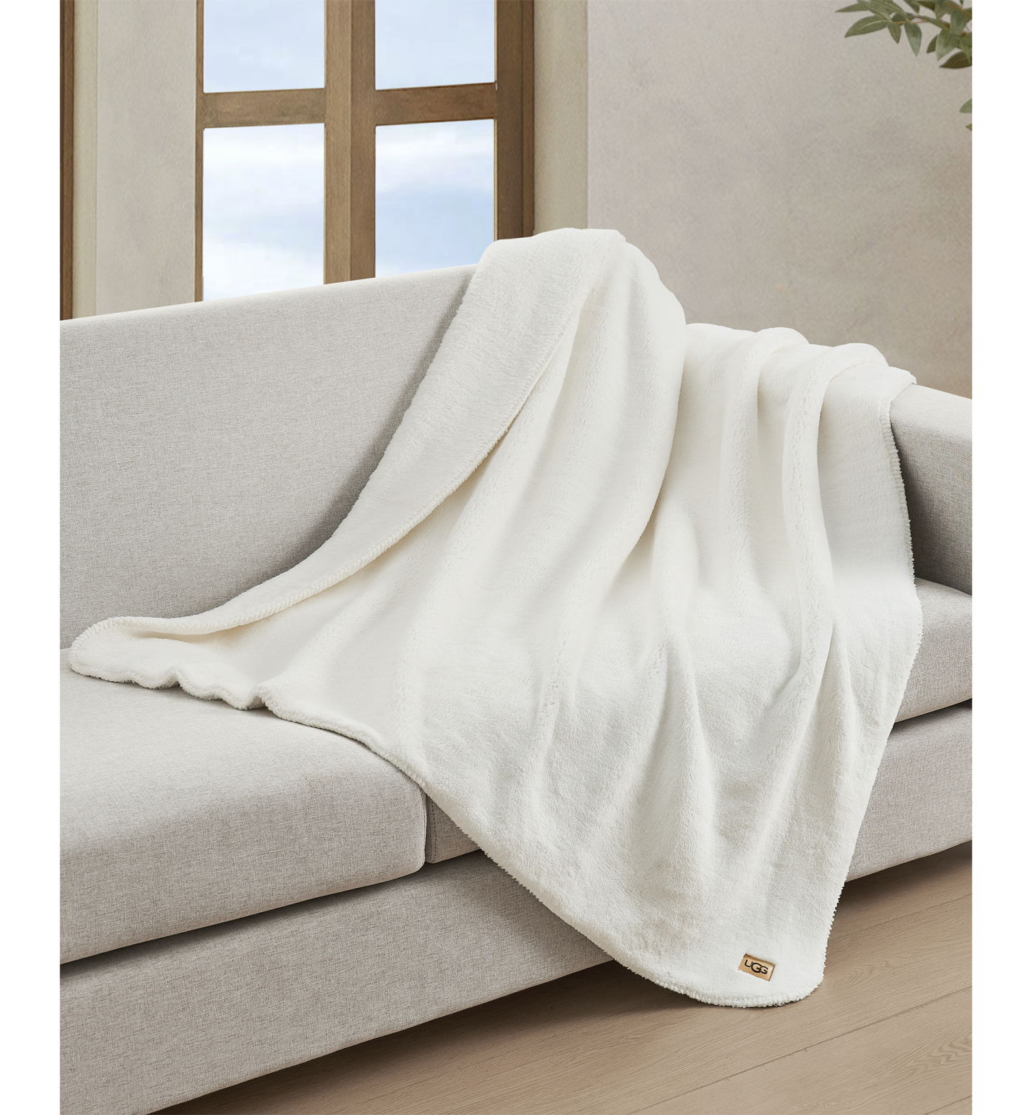 UGG® Saige Plush Throw, 50" x 70" - Snow
