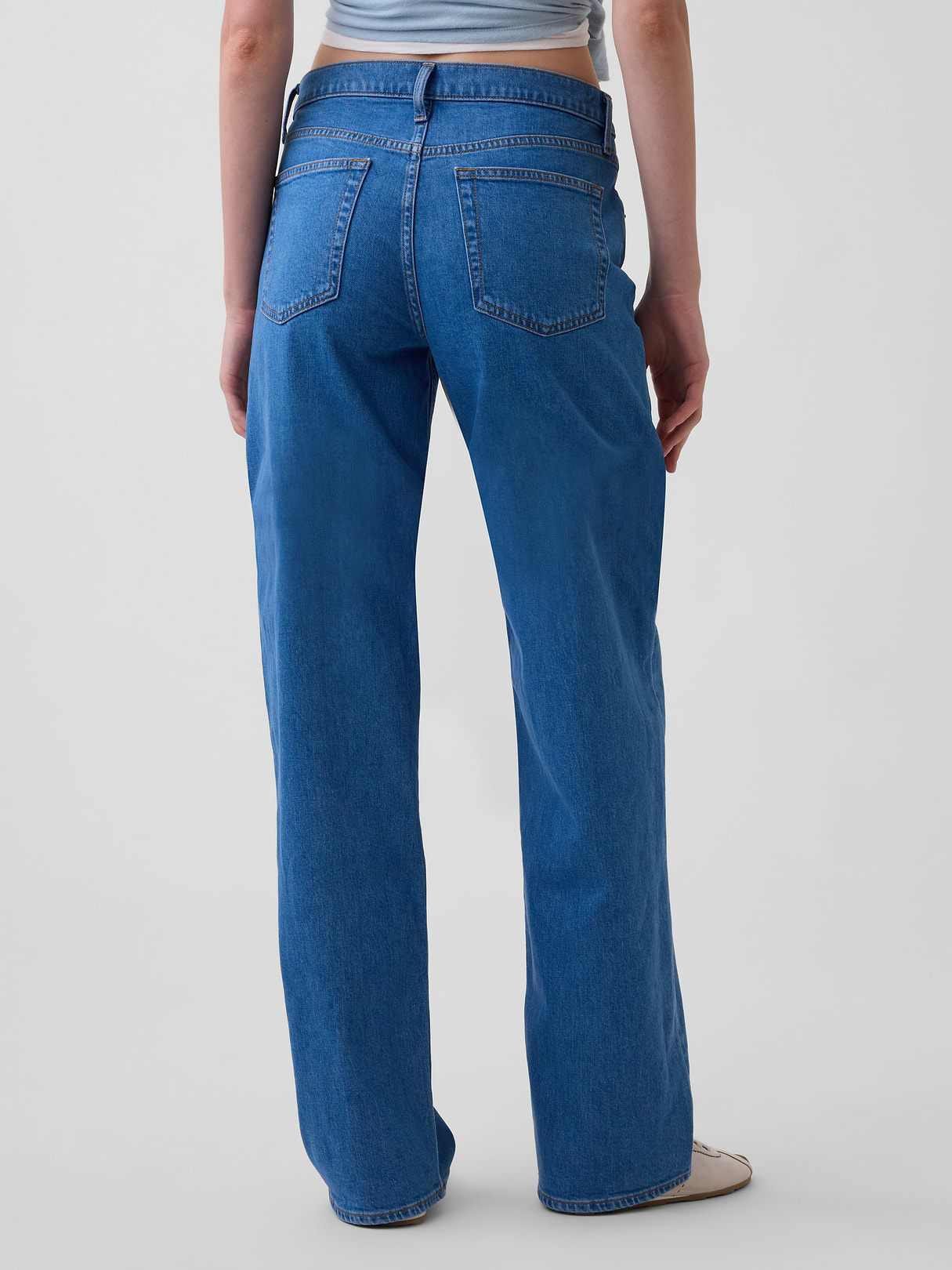 Low Rise '90s Loose Jeans - Medium blue wash