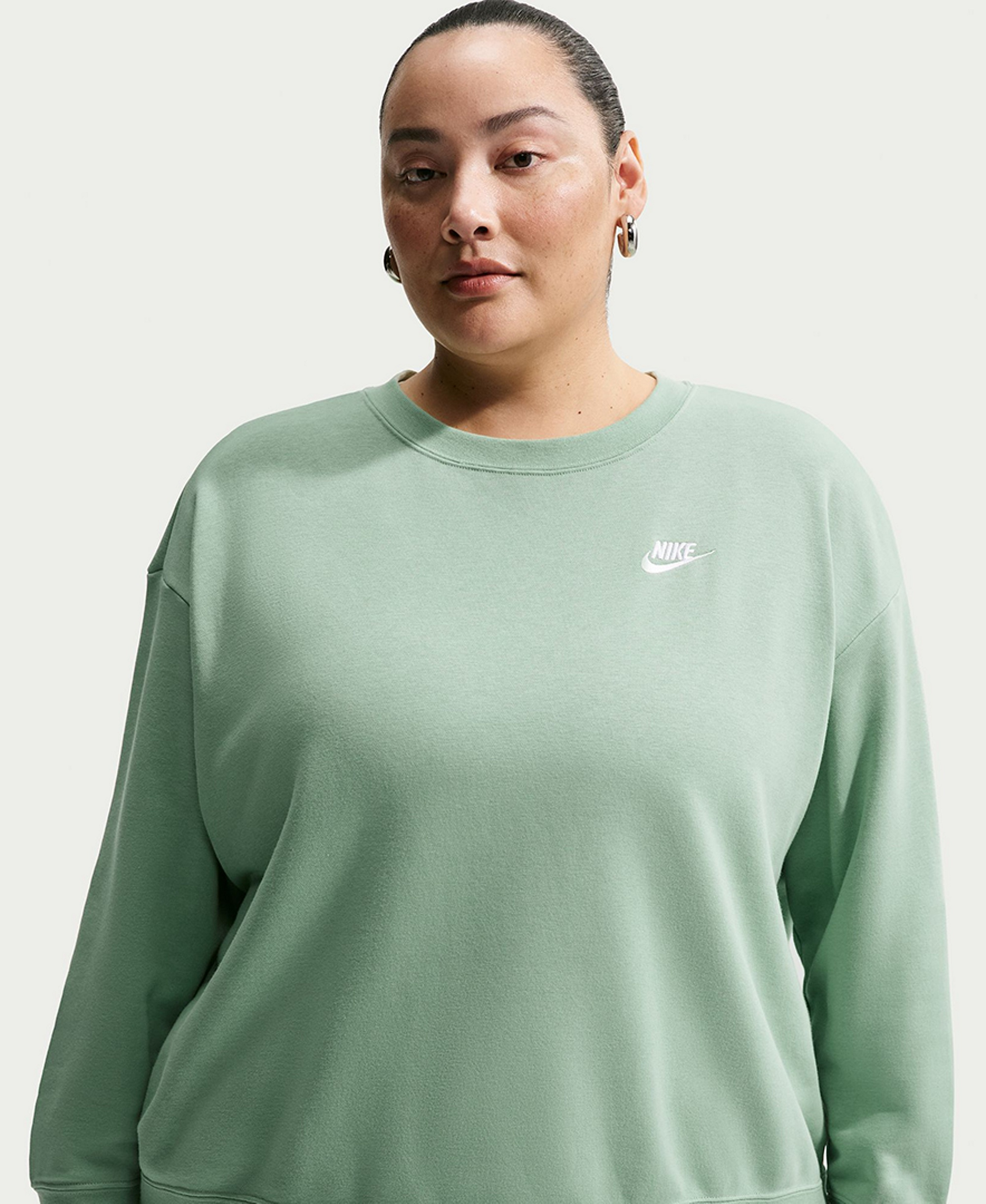 Nike Women's Sportswear Club Fleece Loose Crewneck Sweatshirt - Steam/white