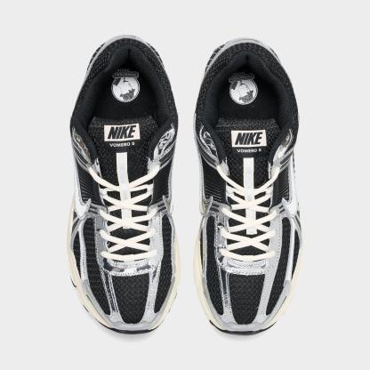 Men's Nithtke Zoom Vomero 5 Casual Shoes - Part 1 - Black/Metallic Silver/Coconut Milk/Chrome - Top view