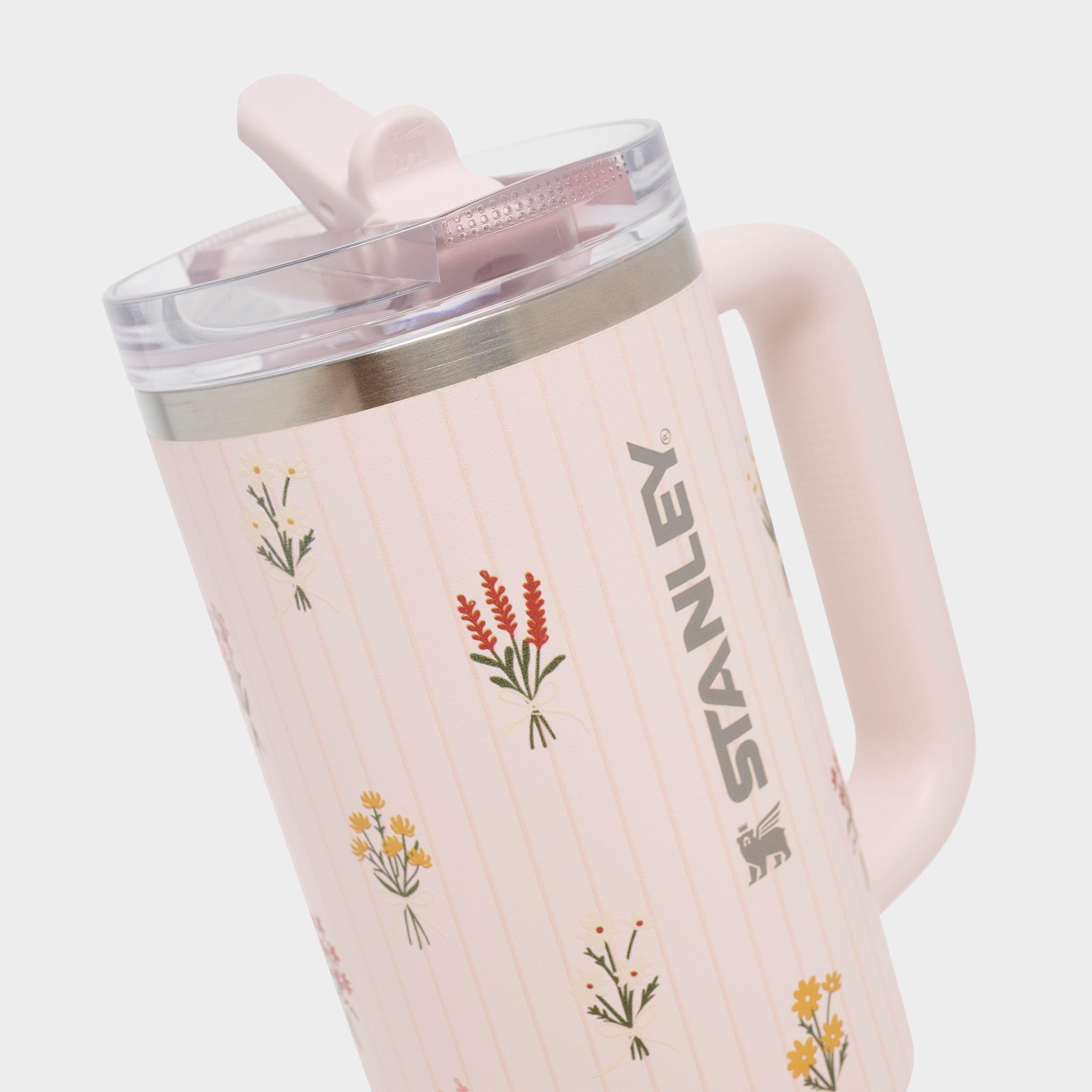 Stanley x Caitlin Clark Quencher ProTour Flip Straw Tumbler (30 oz) - Rose Quartz Bouquet