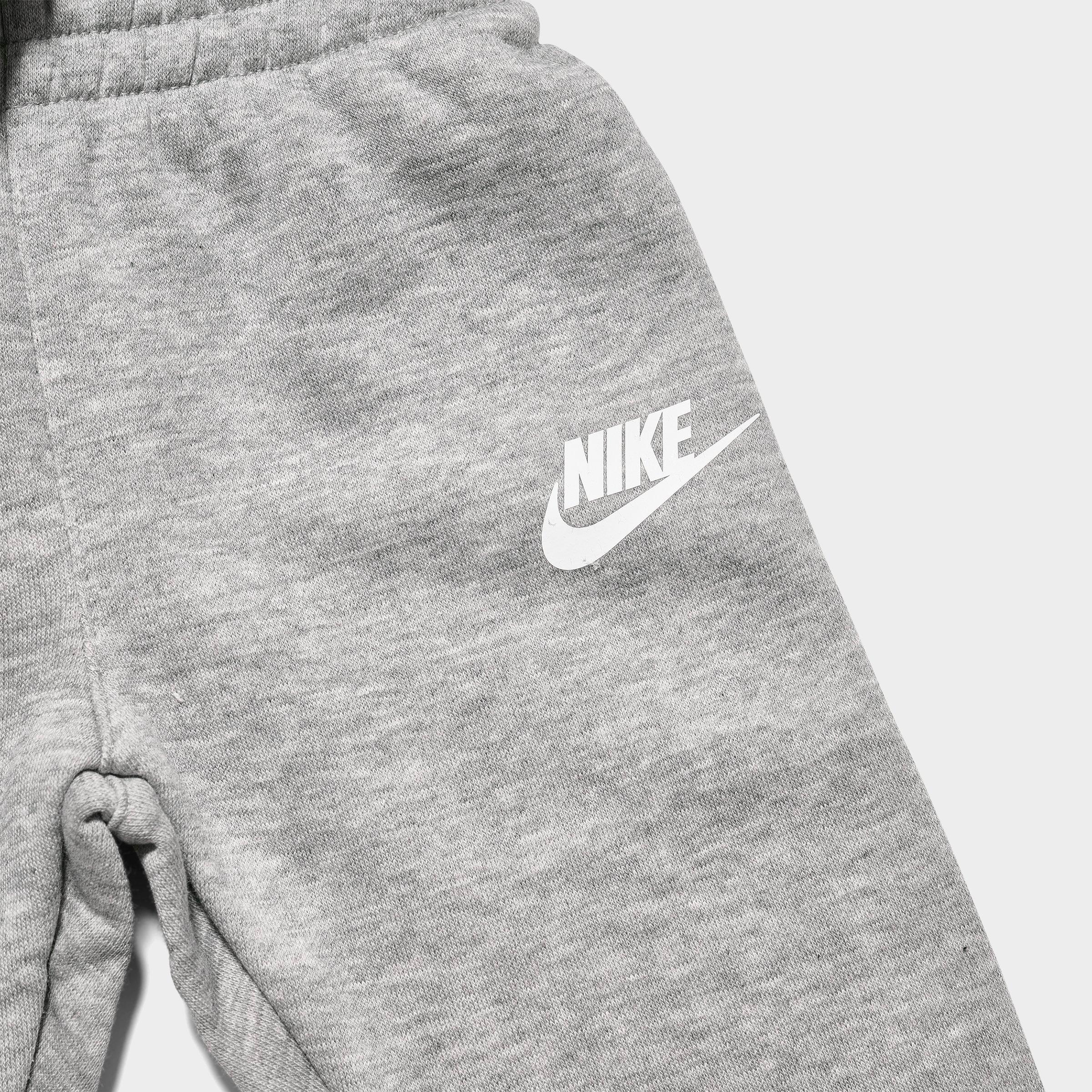 Infant Nithtke Chenille Crewneck Sweatshirt and Jogger Pants Set - Dark Grey Heather