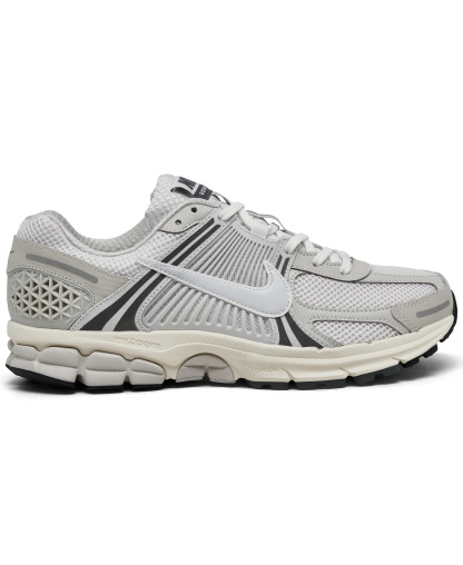 Nike Men's Zoom Vomero 5 Casual Sneakers from Finish Line - Platinum