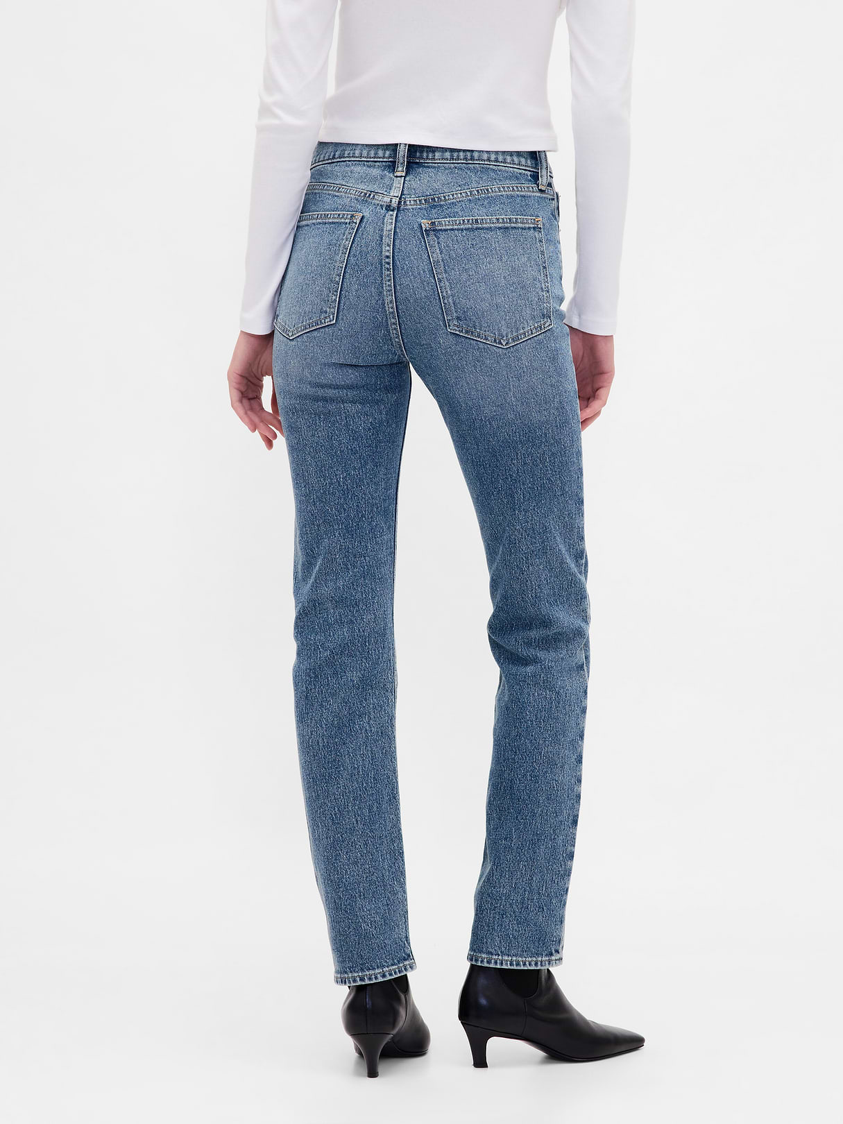 High Rise '90s Slim Straight Jeans - Medium indigo