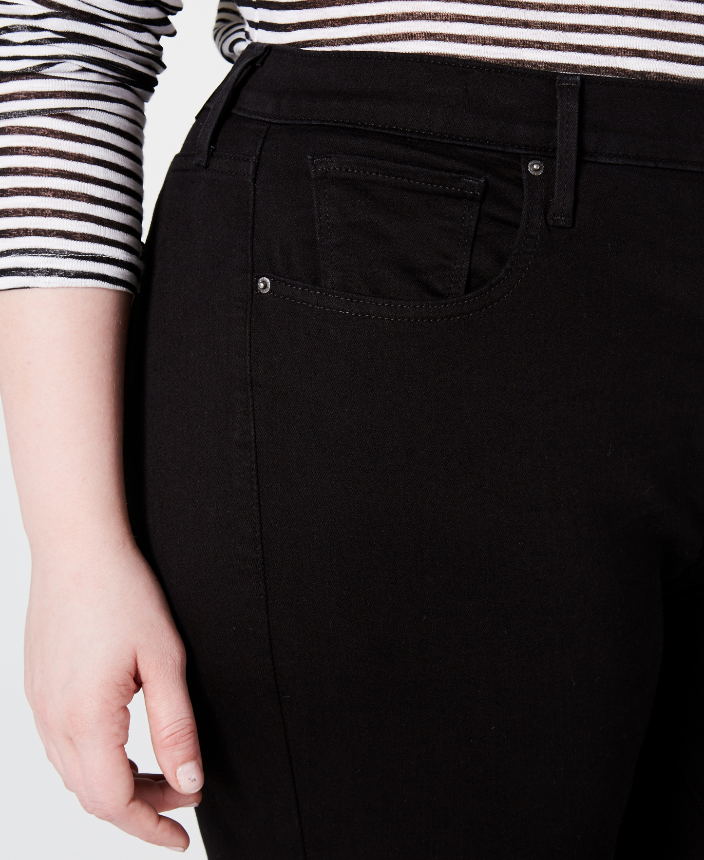Levi's Trendy Plus Size 721 High-Rise Skinny Jeans - Black Peony