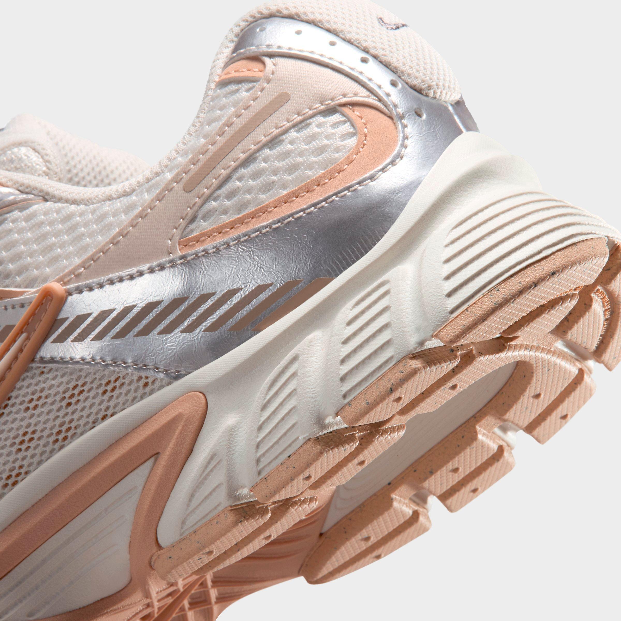 Women's Nithtke V5 RNR Casual Shoes - Part 1 - Phantom/Chalk/Shimmer/Phantom - Detail shot