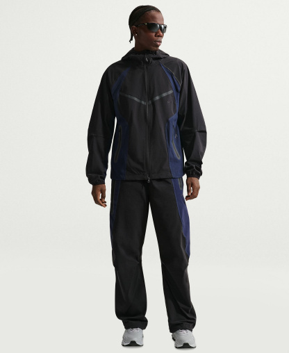 Nike Men's Tech Dri-FIT Full-Zip Windrunner Jacket - Black/Obsidian