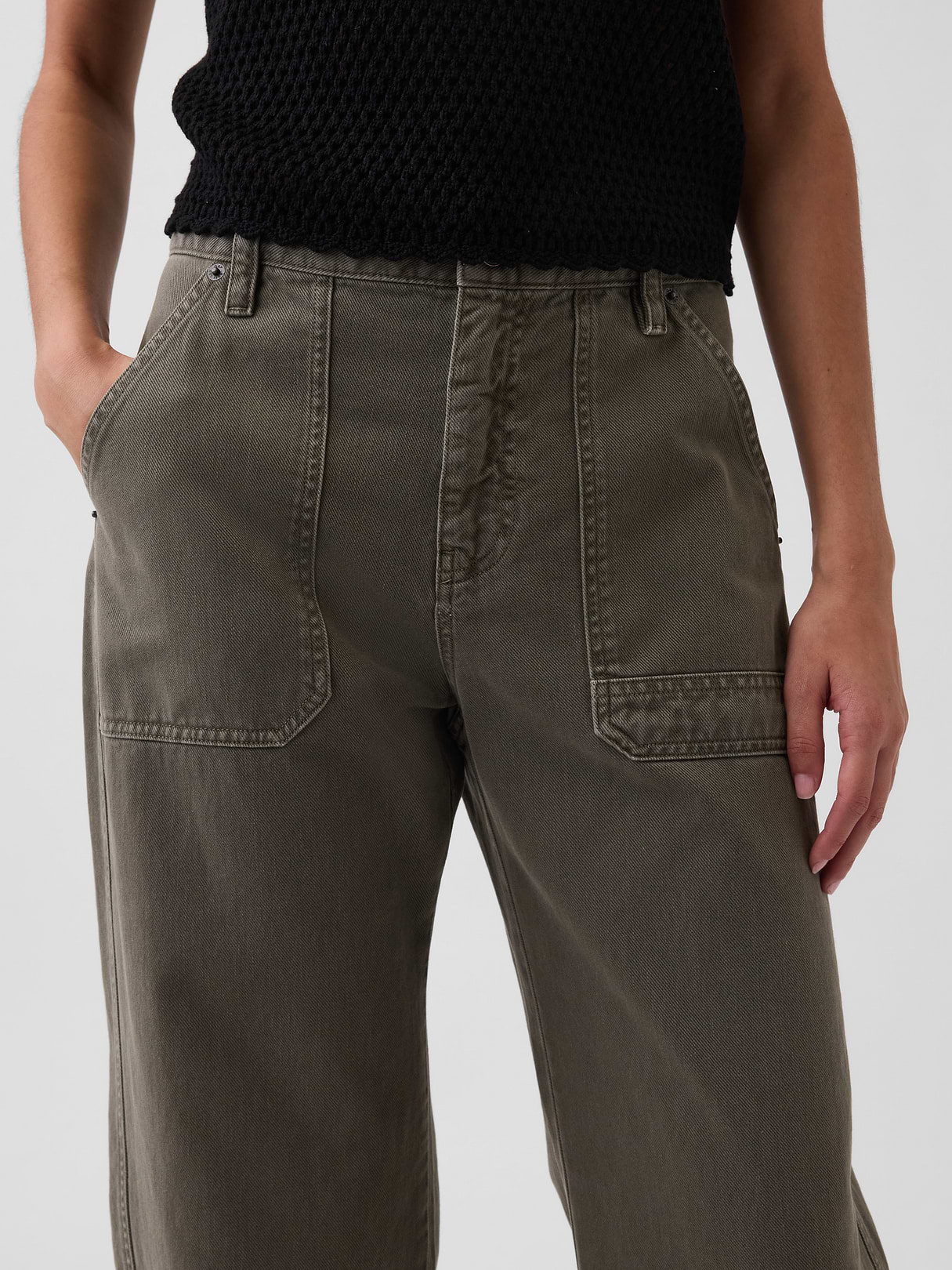 Mid Rise Barrel Utility Ankle Pants - Black moss green
