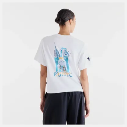 Lola is wearing size S and is 5'8"/172.72cm. Chest: 31.5"/80.01cm, Waist: 25.5"/64.77cm, Hips: 36"/91.44cm