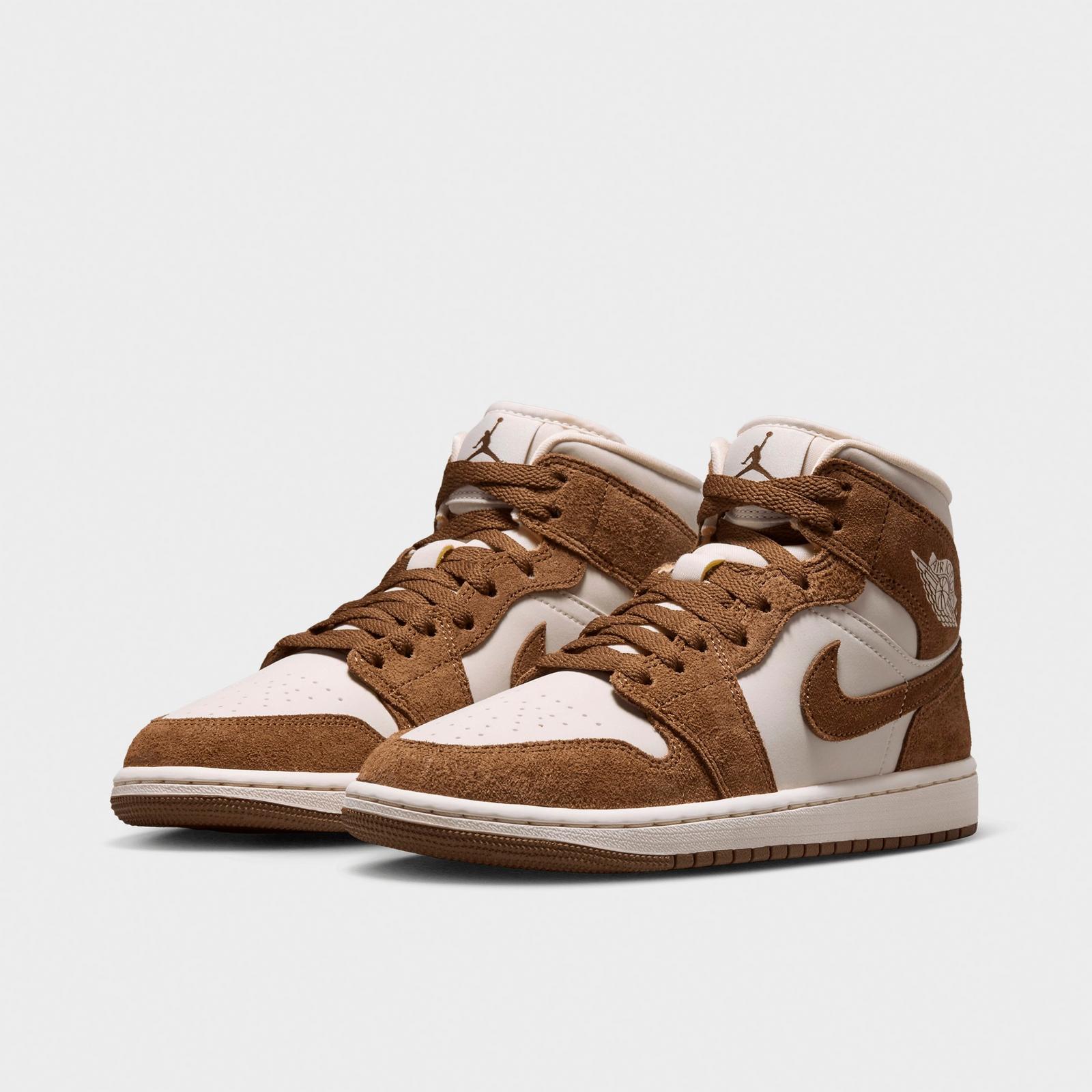 Women's Air Jordan Retro 1 Mid Casual Shoes - Light British Tan/Chalk - view 2