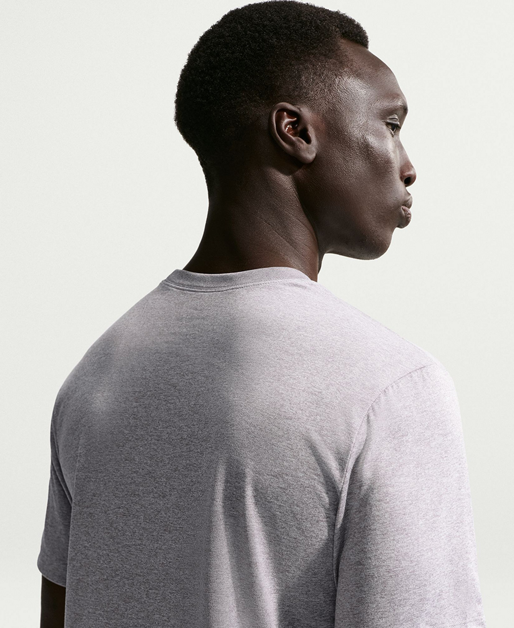 Nike Men's Dri-FIT Legend Fitness Logo T-Shirt - Tumbled Gray