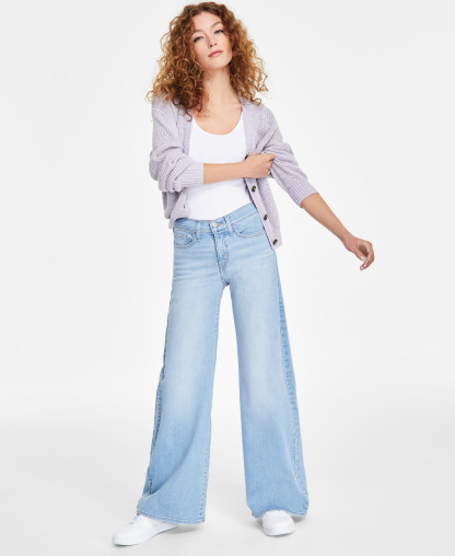 Levi's Women's 318 Shaping Stellar-Stretch Wide-Leg Jeans in short length - Tall Glass