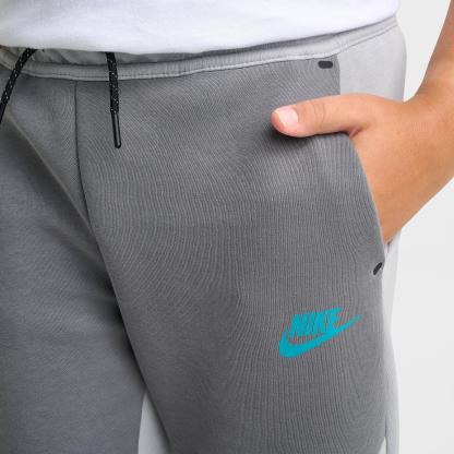Big Kids' Nithtke Sportswear Tech Fleece Reflective Jogger Pants - Wolf Grey/Smoke Grey/Black/Energy