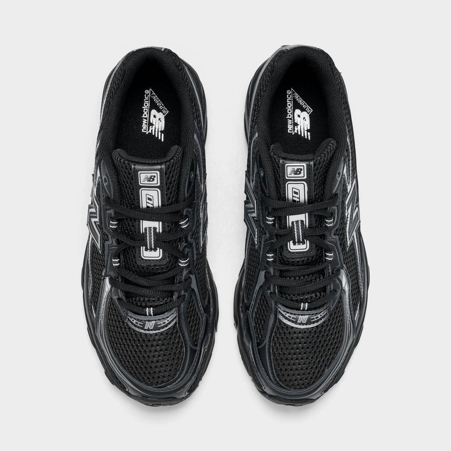 Big Kids' New Balance 740 Casual Shoes - Black/Silver Metallic - view 5