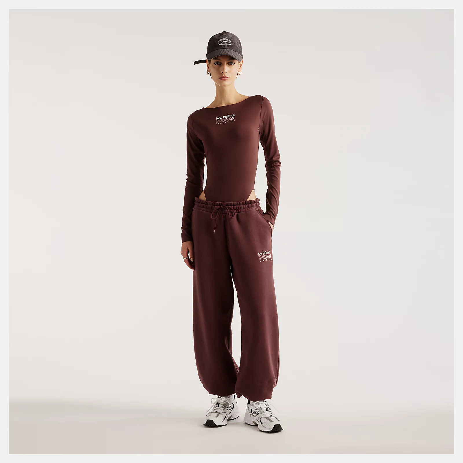 New Balance Trackside Long Sleeve Bodysuit, WS62Y3THYLR