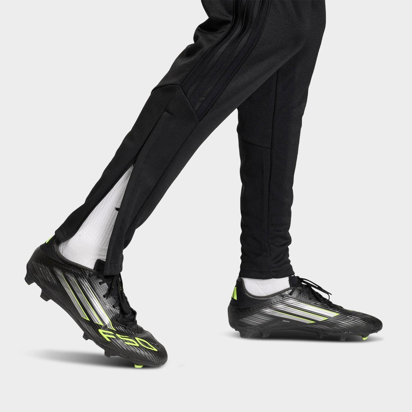 Men's adidas Tiro 26 League Soccer Training Pants - Black/Black