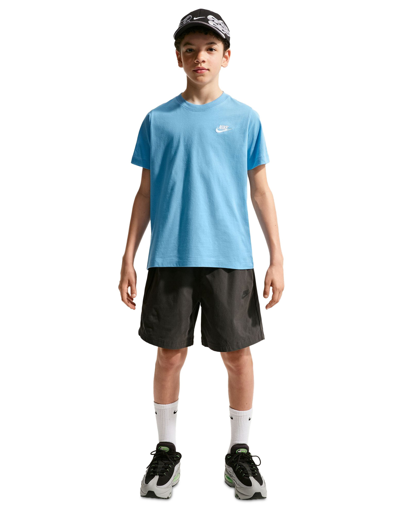 Nike Boys' and Girls' 6-20 Sportswear Embroidered Logo Graphic T-Shirt - Football Blue