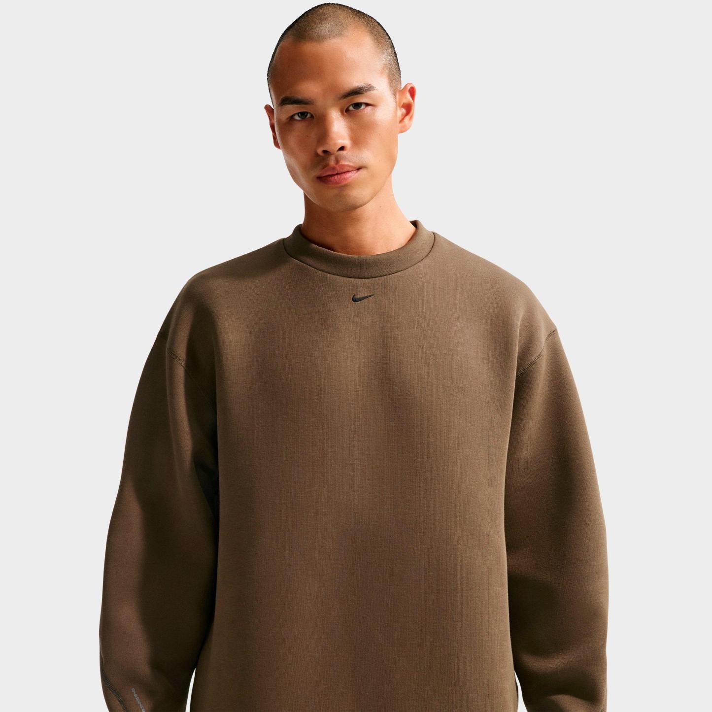 Men's Nithtke Tech Fleece Loose Fit Crewneck Sweatshirt - Dark Hazel/Black