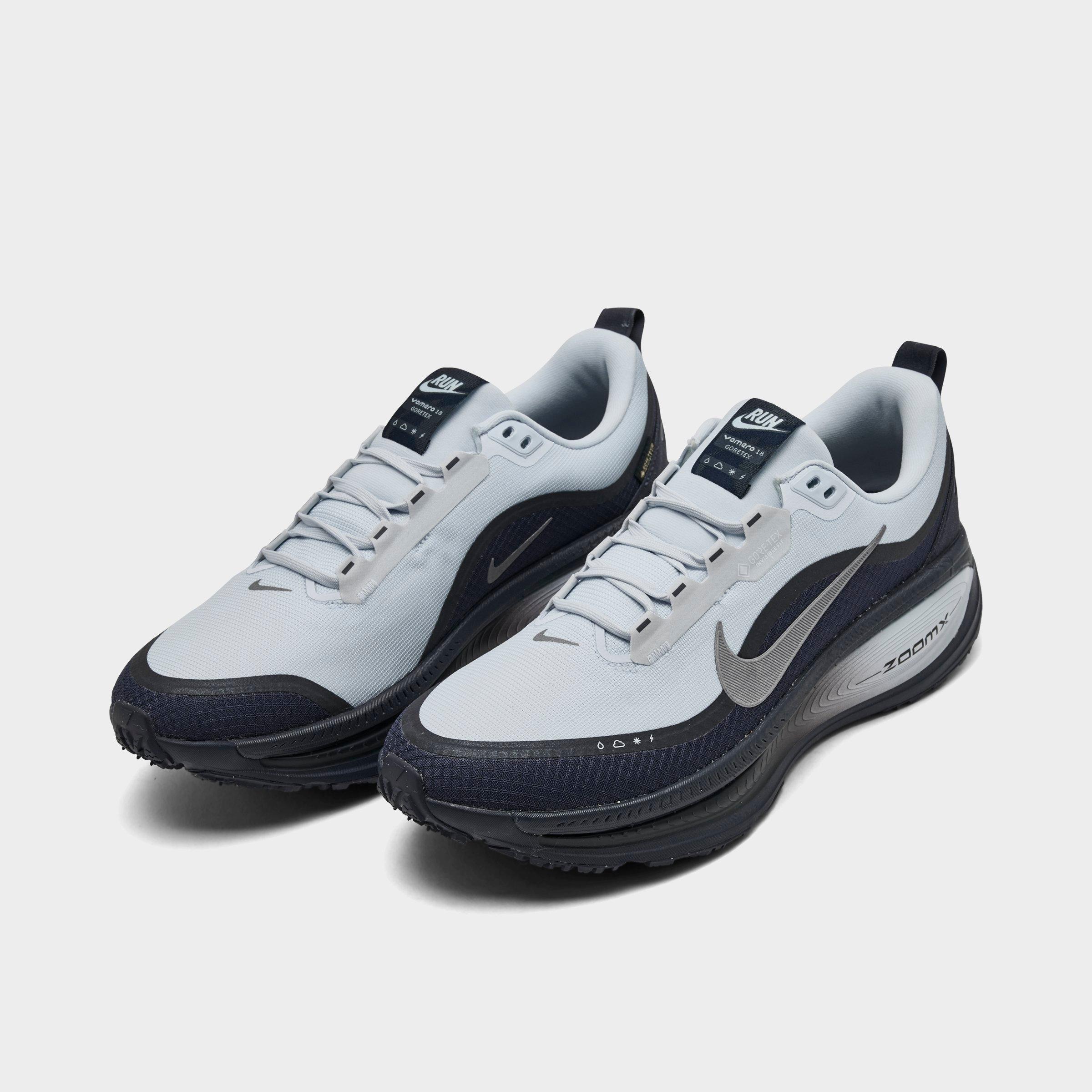 Men's Nithtke Zoom Vomero 18 GORE-TEX Running Shoes - Football Grey/Gridiron/Light Armory Blue/Metallic Dark Grey - Both shoes facing left