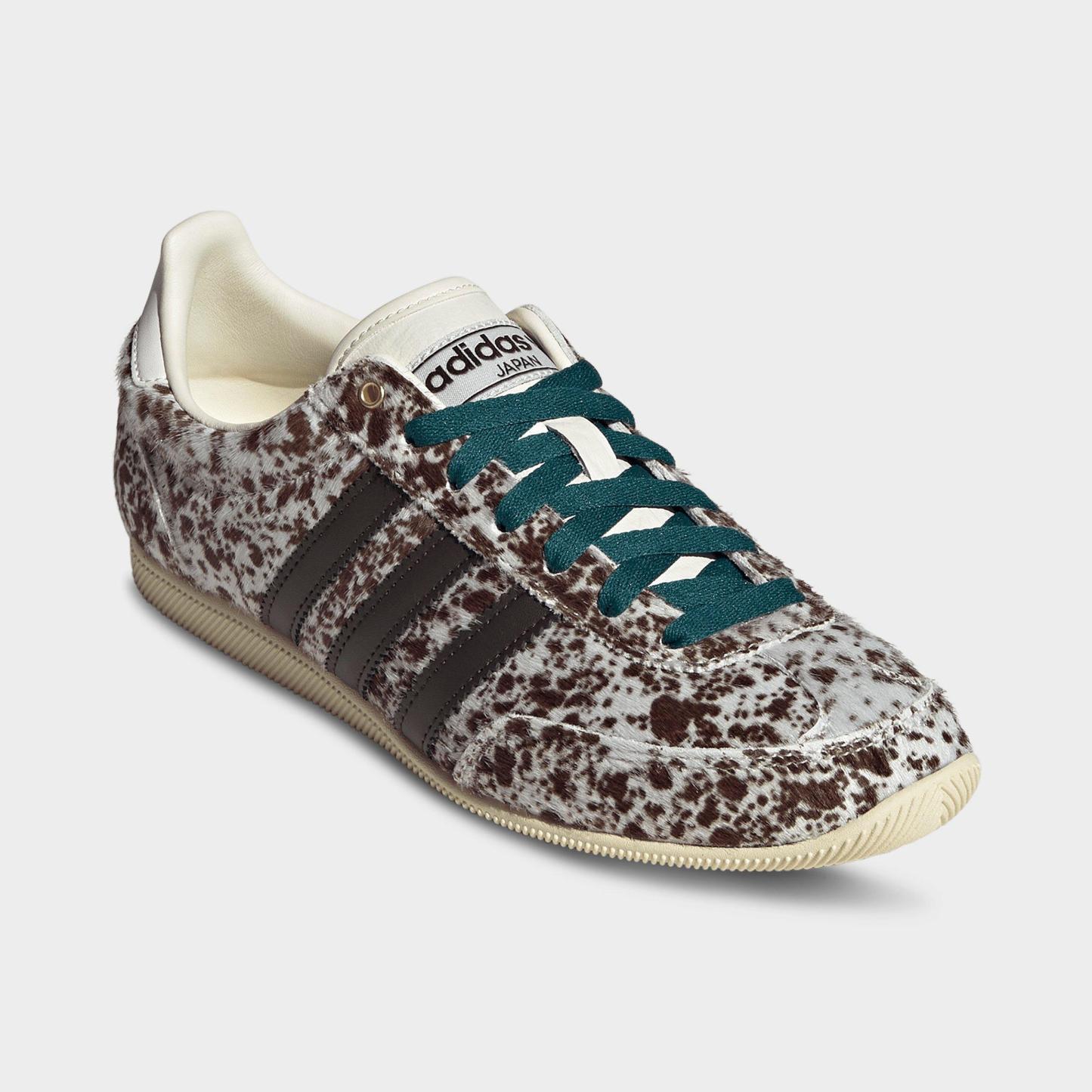 Women's adidas Originals Japan Casual Shoes - Part 2 - Off White/Dark Brown/Gold Metallic - Both shoes facing left