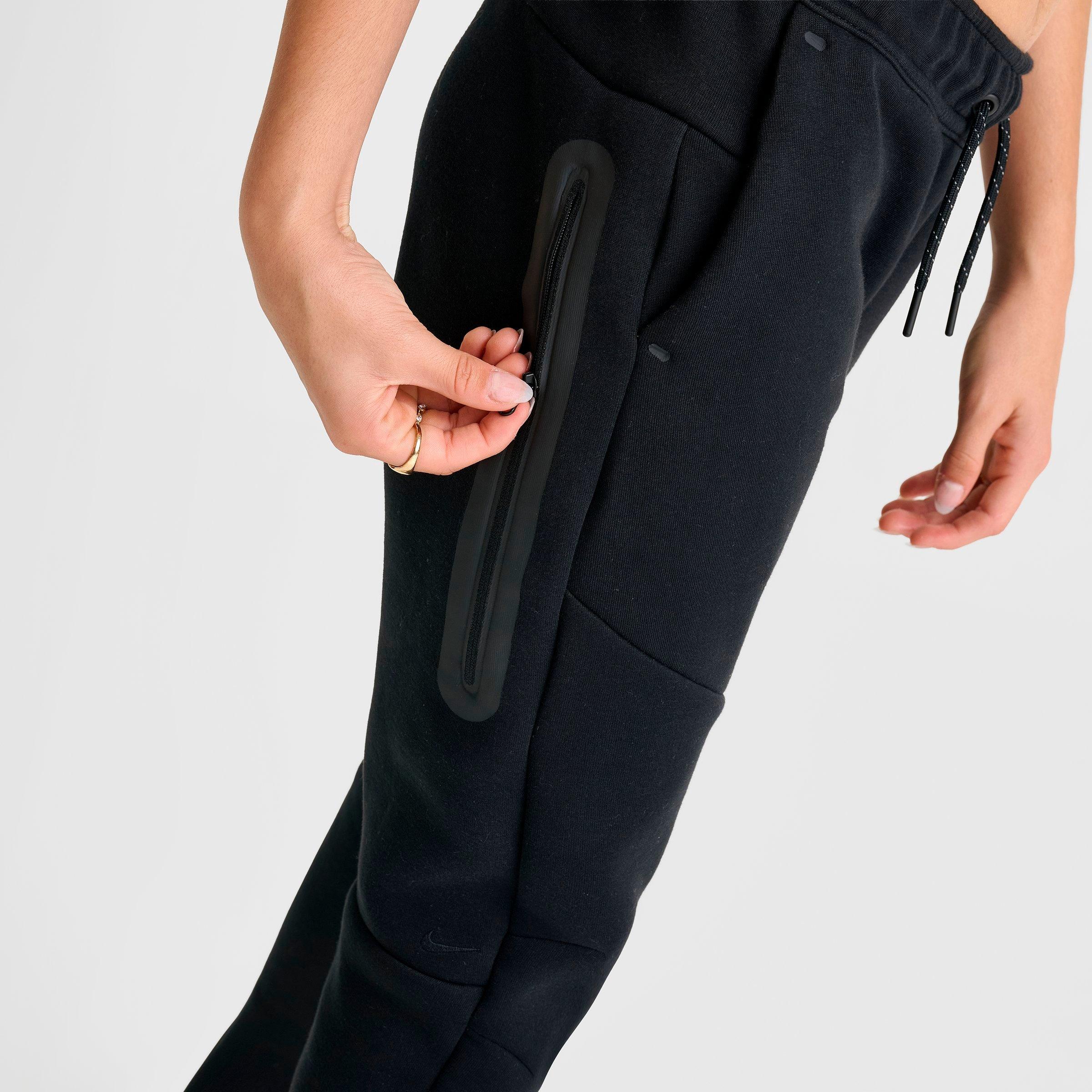 Big Kids' Nithtke Sportswear Tech Fleece Reflective Jogger Pants - Black