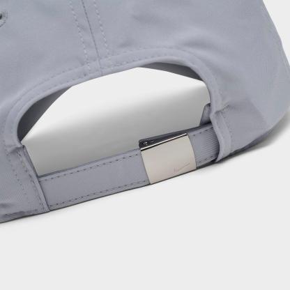 Nithtke Dri-FIT Club Unstructured Metal Swoosh Strapback Hat - Light Smoke Grey/Metallic Silver