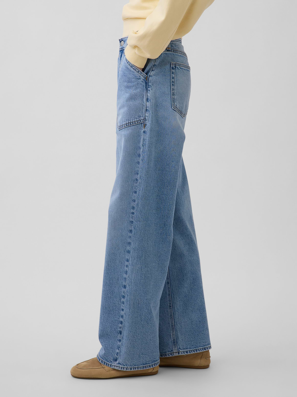 Low Rise '90s Loose Jeans - Medium indigo wash