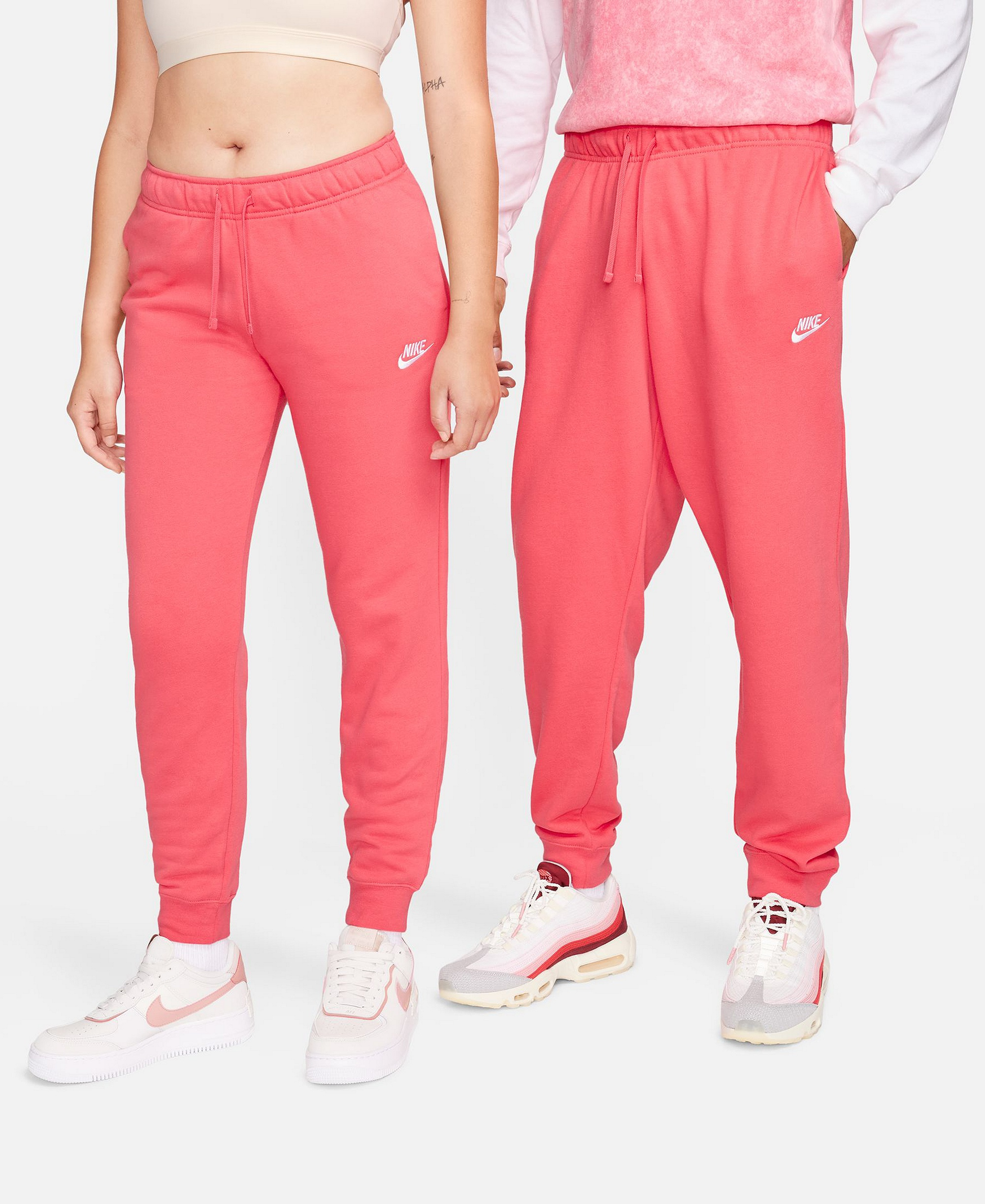 Nike Women's Sportswear Club Fleece Mid-Rise Joggers - Sea Coral/white