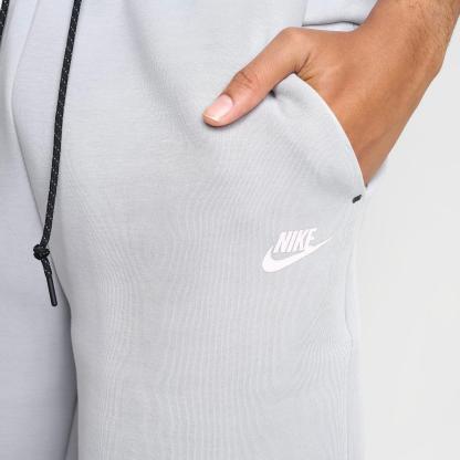 Men's Nike Tech Fleece Shorts - Smoke Grey/White