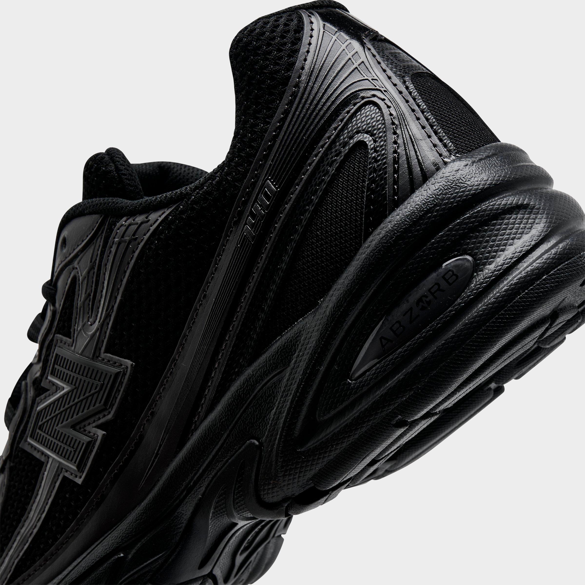 Men's New Balance 740 Casual Shoes - Black/Black Cement - view 3
