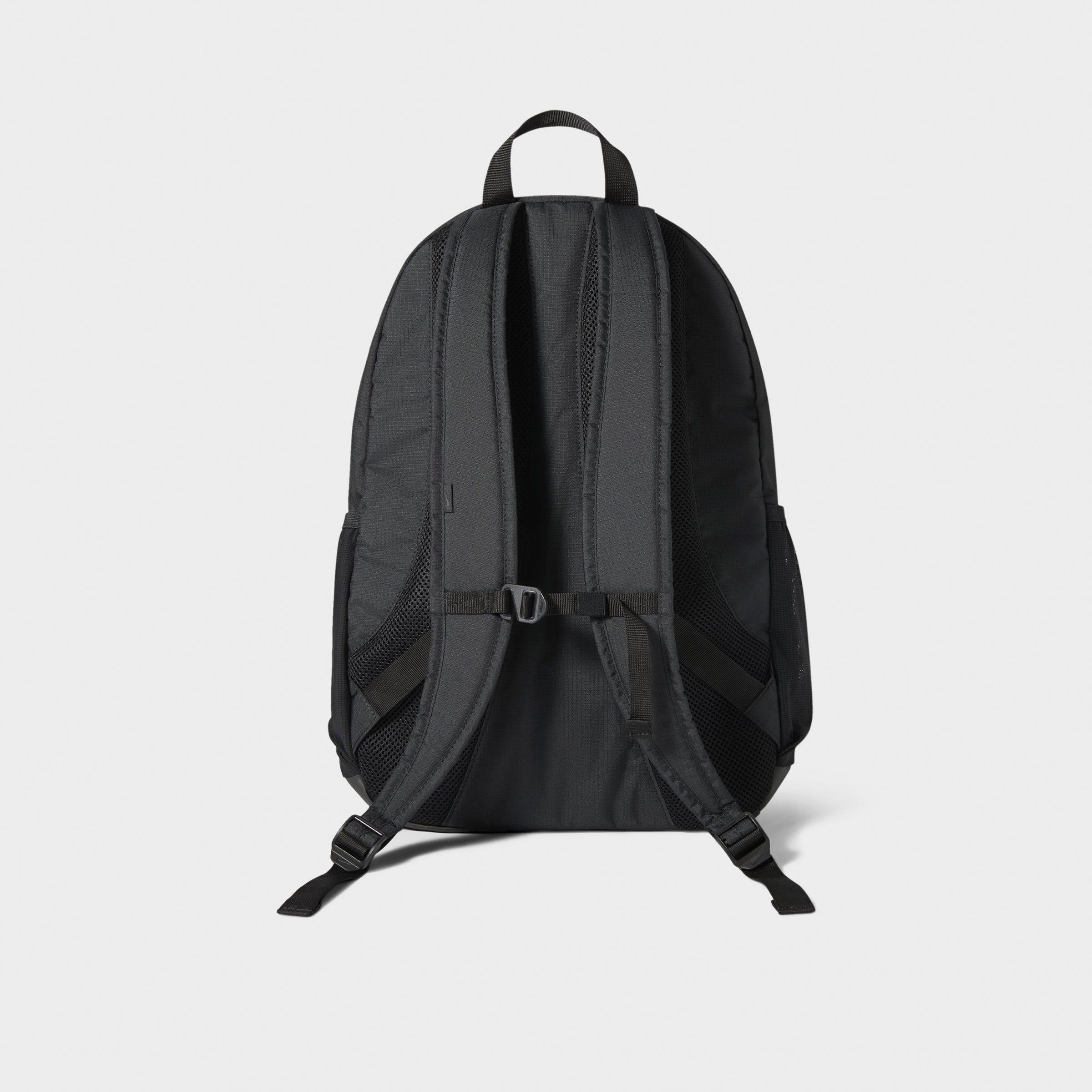 Nithtke Hayward Backpack (26L) - Black/Black/Anthracite