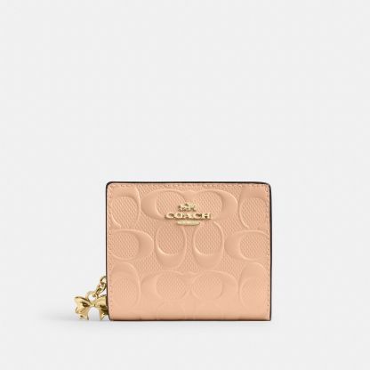 Snap Wallet In Signature Leather With Charm - Gold/Faded Blush