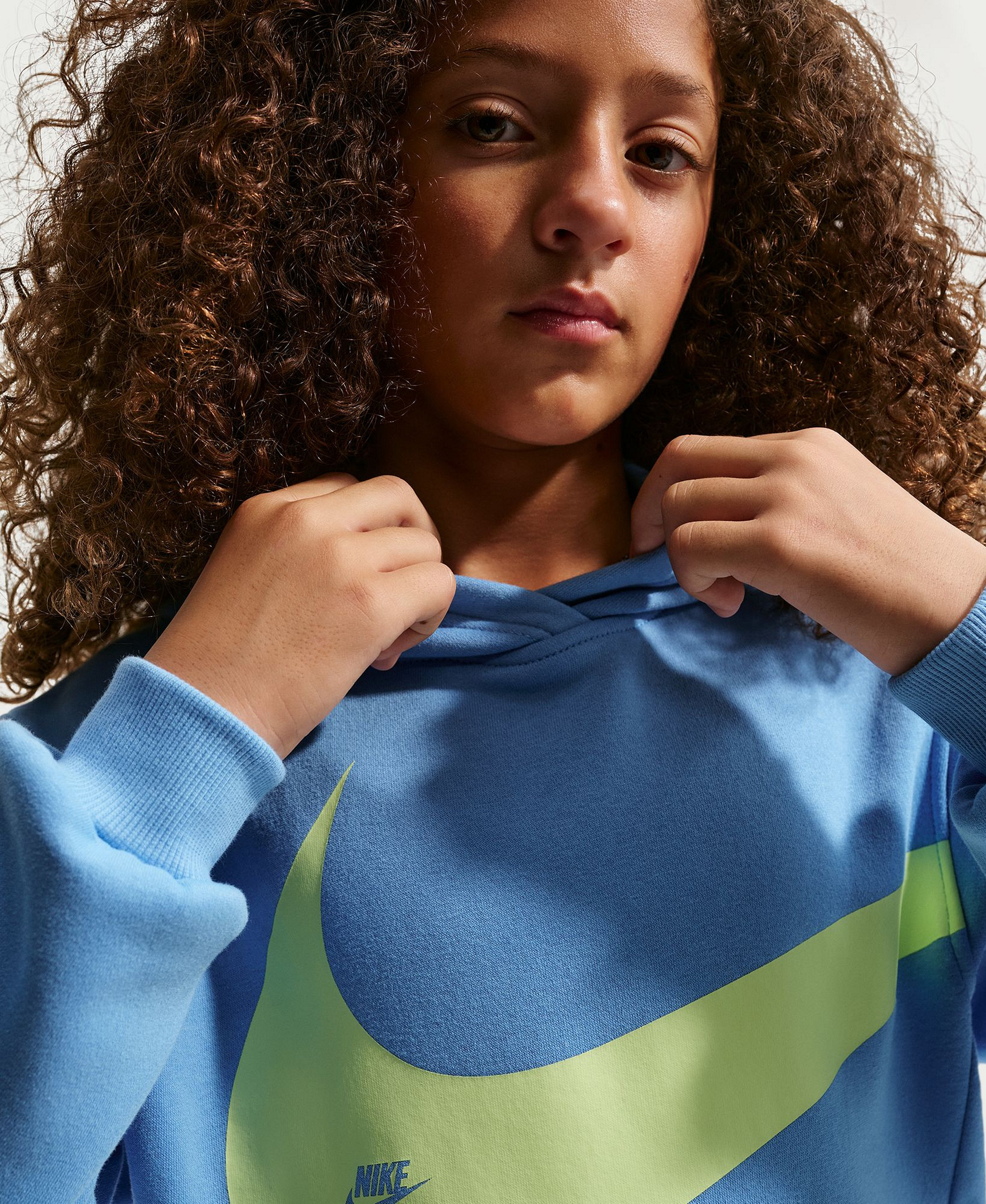 Nike Boys' and Girls' 7-20 Sportswear Club Long-Sleeve Hoodie - University Blue