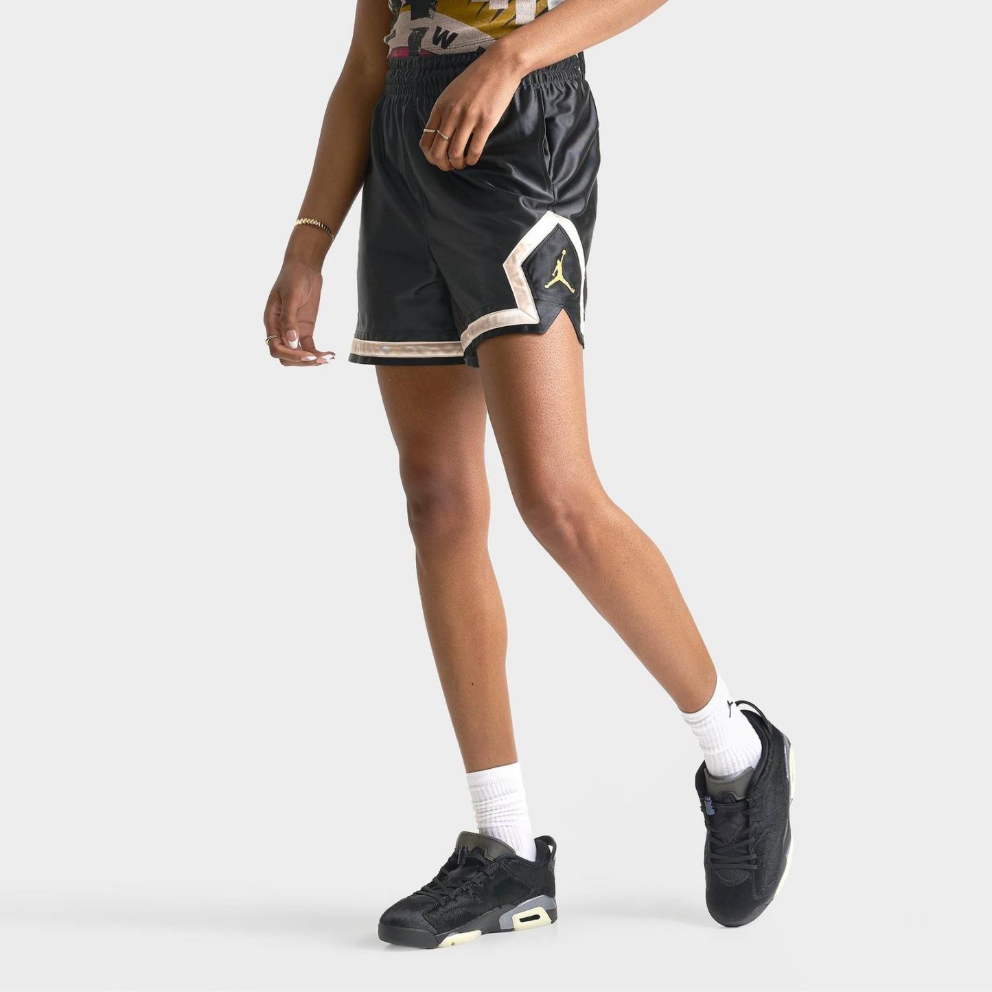 Women's Jordan Sport 4" Diamond Basketball Shorts - Black/Metallic Gold - view 3