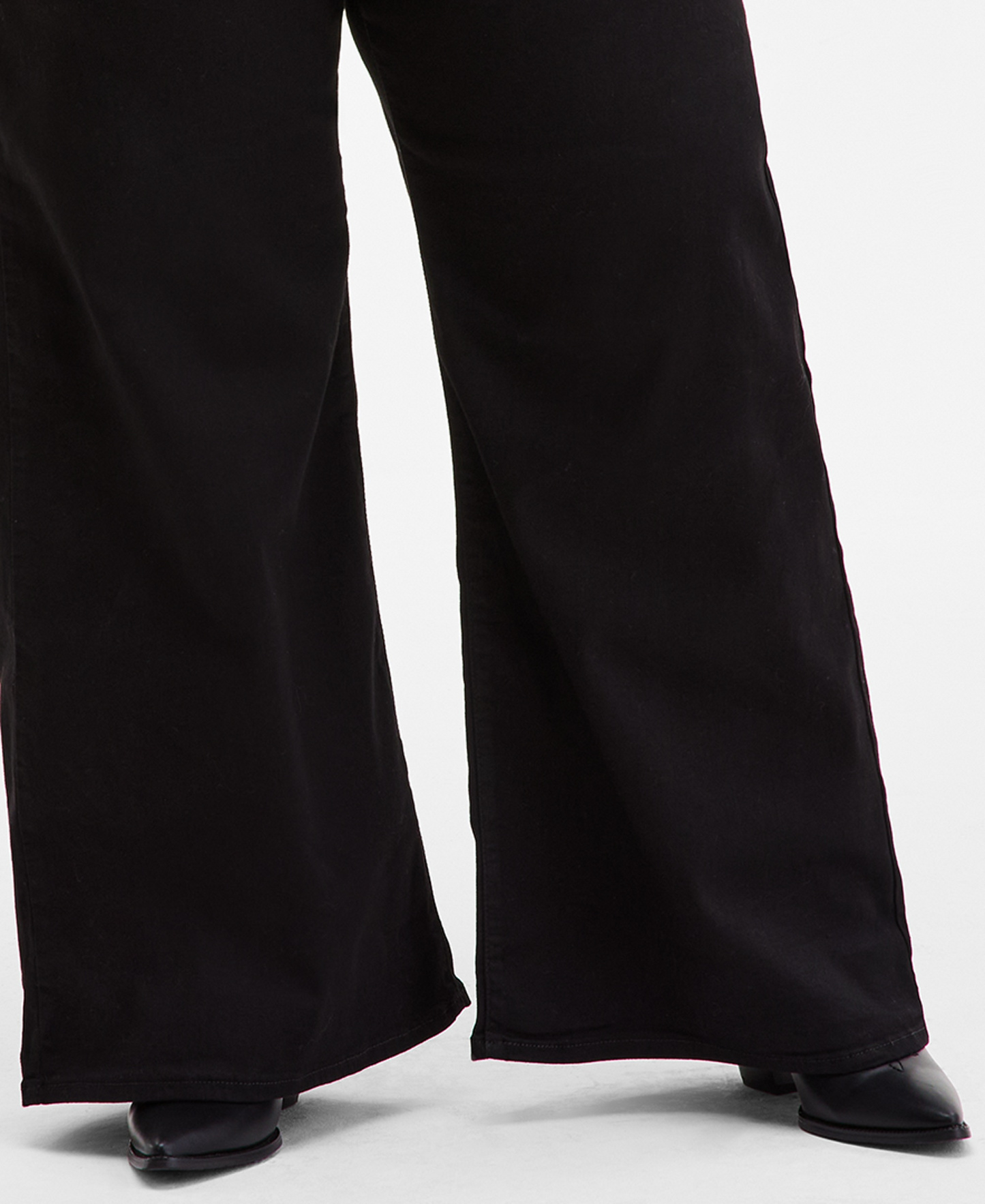Levi's Women's 318 Shaping Stellar-Stretch Wide-Leg Jeans - Black