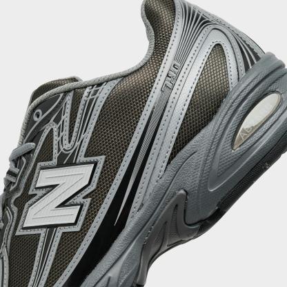Men's New Balance 740 Casual Shoes - Black Metallic/Castlerock - view 3