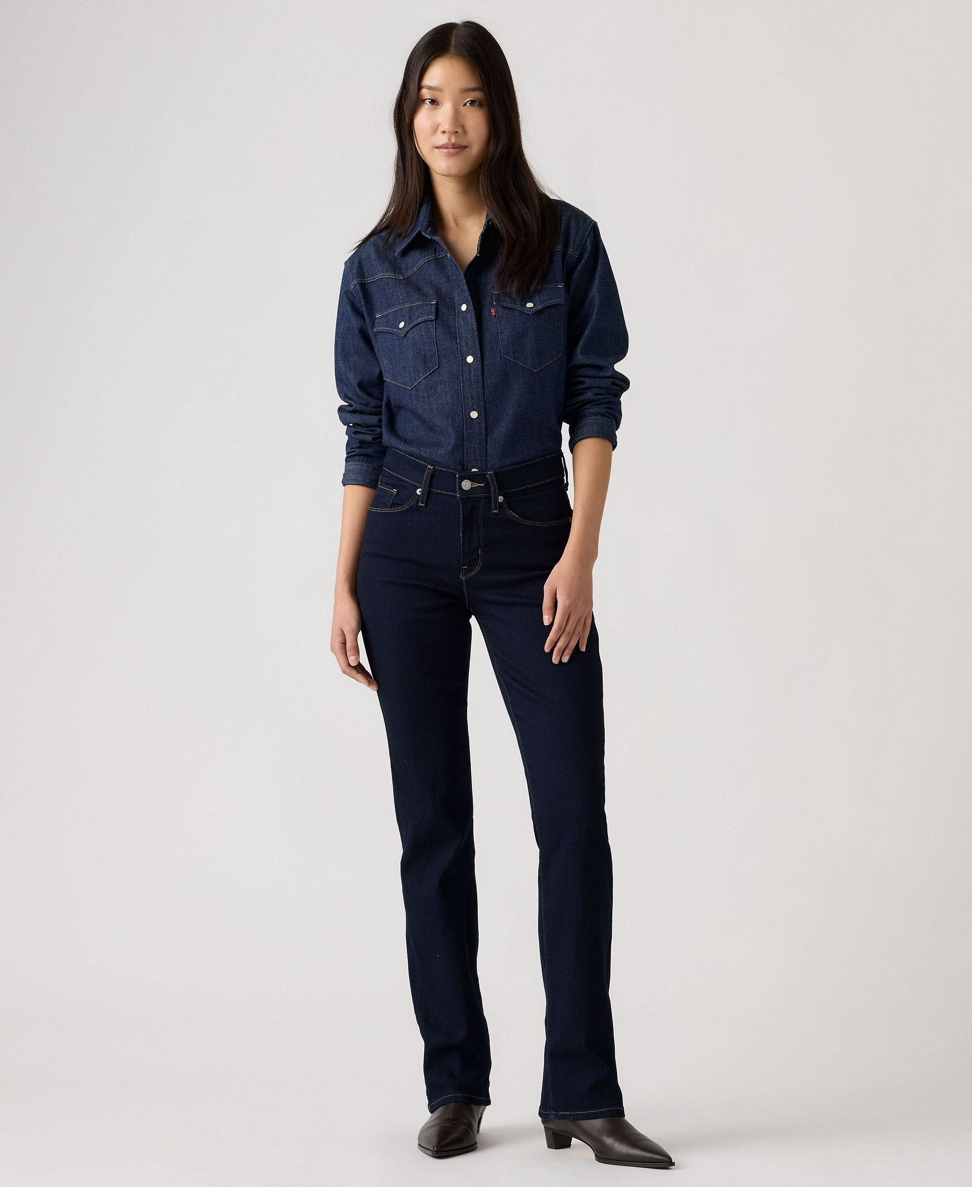 Levi's Women's Casual Classic Mid Rise Bootcut Jeans - Darkest Sky