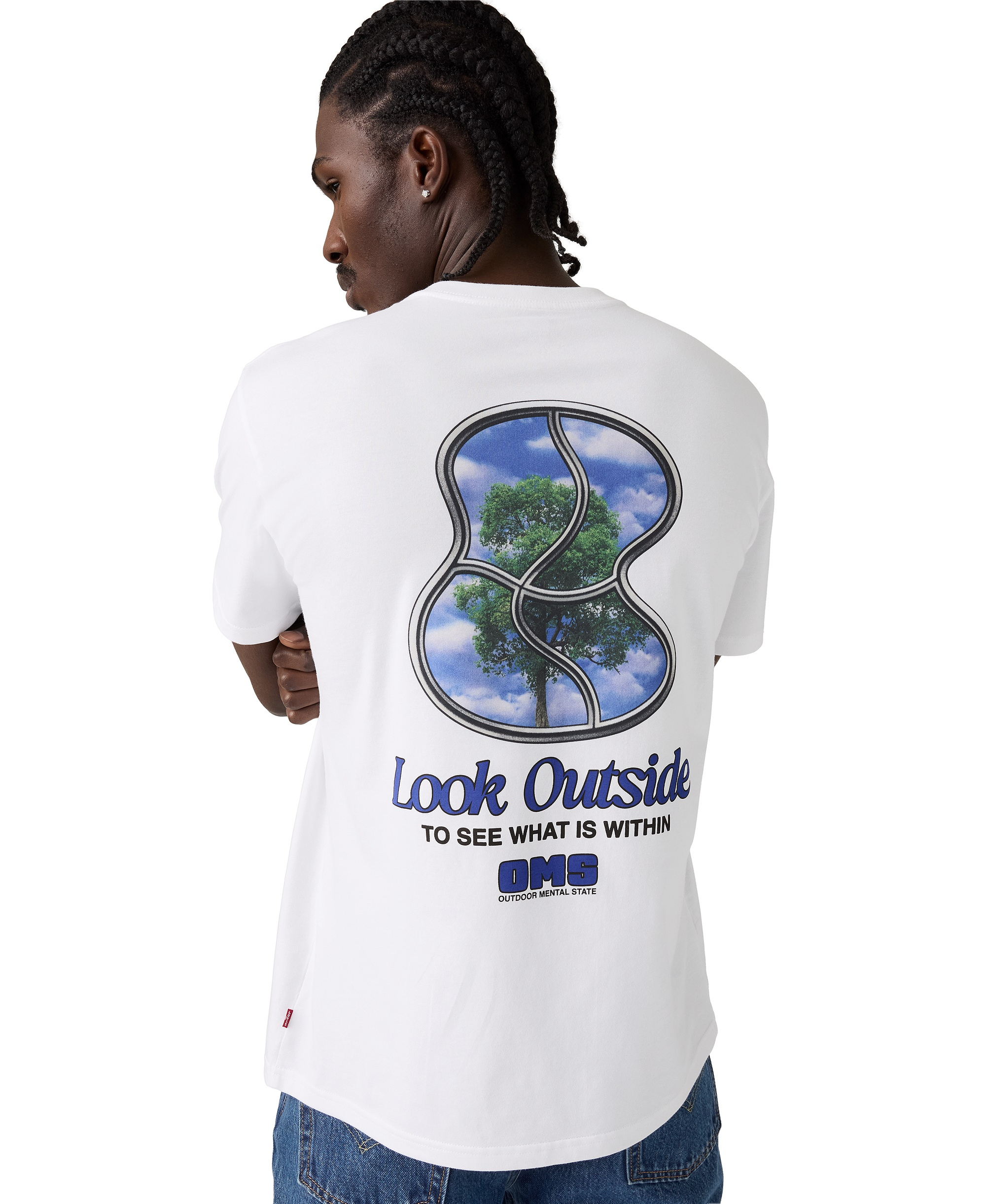 Levi's Men's Signature Graphic T-Shirt - Look Outside