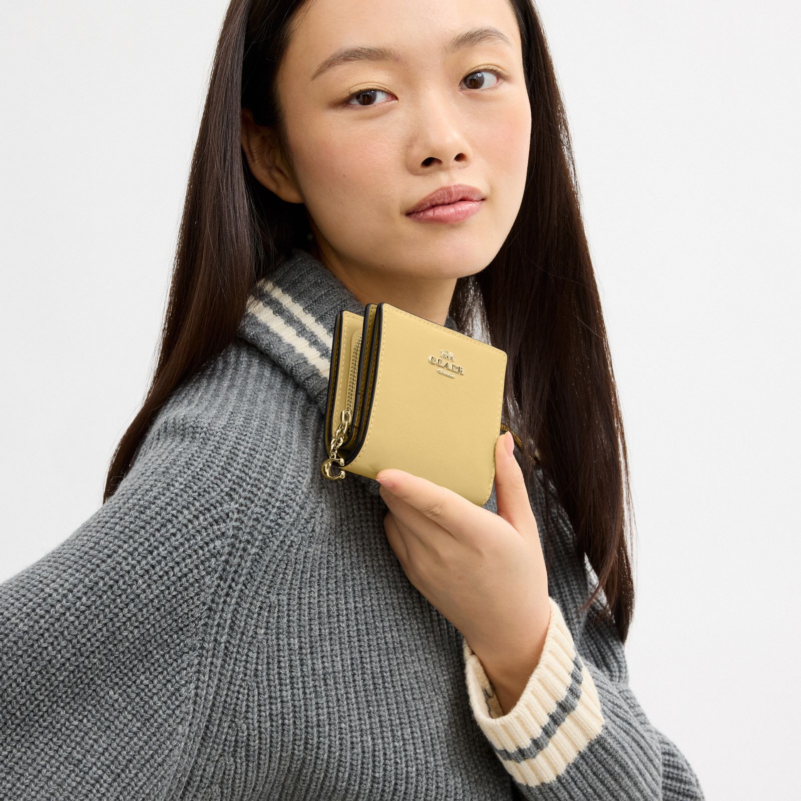 Snap Wallet With Charm - Gold/Vanilla - view 2