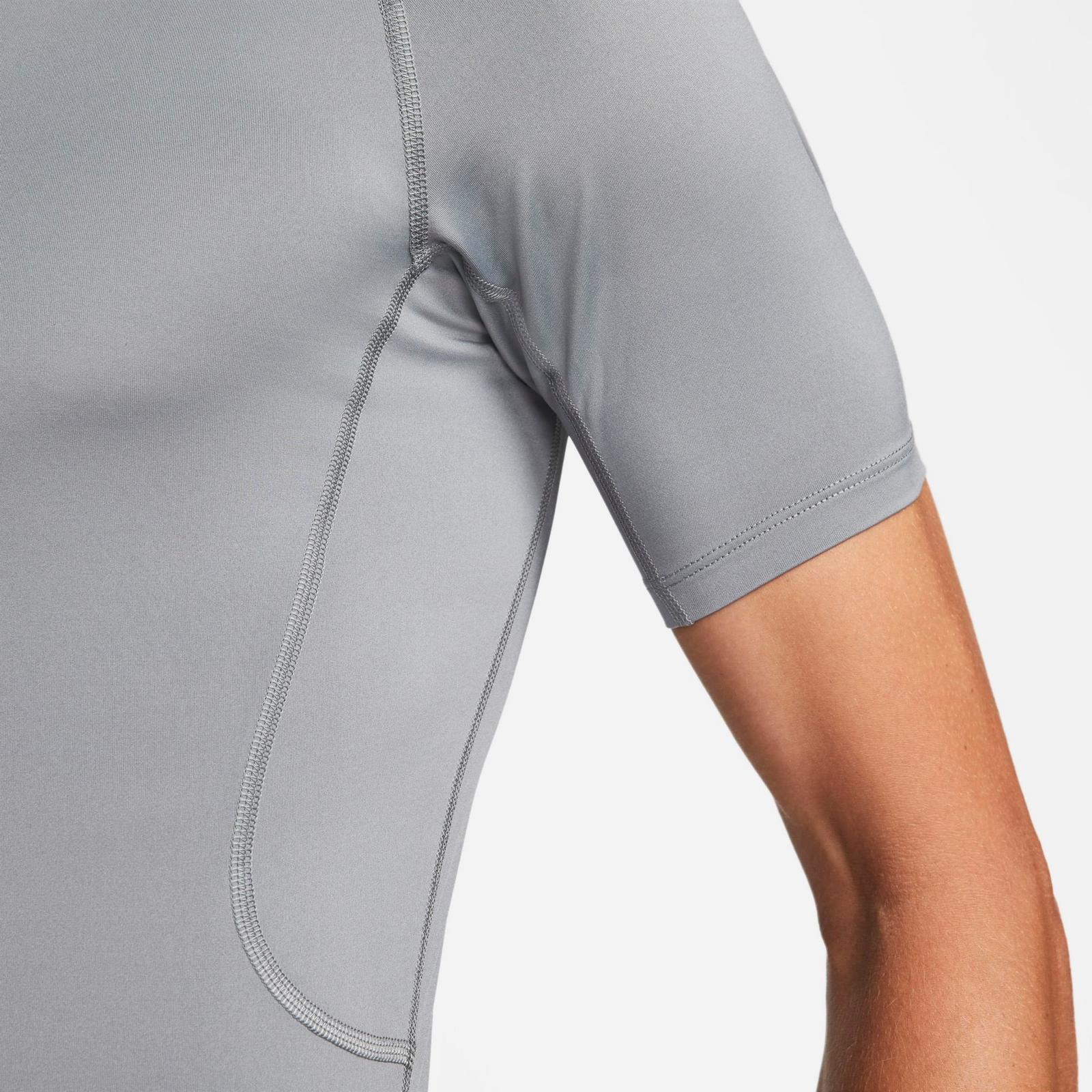 Men's Nike Pro Dri-FIT Tight Short-Sleeve Fitness Top - Smoke Grey/Black