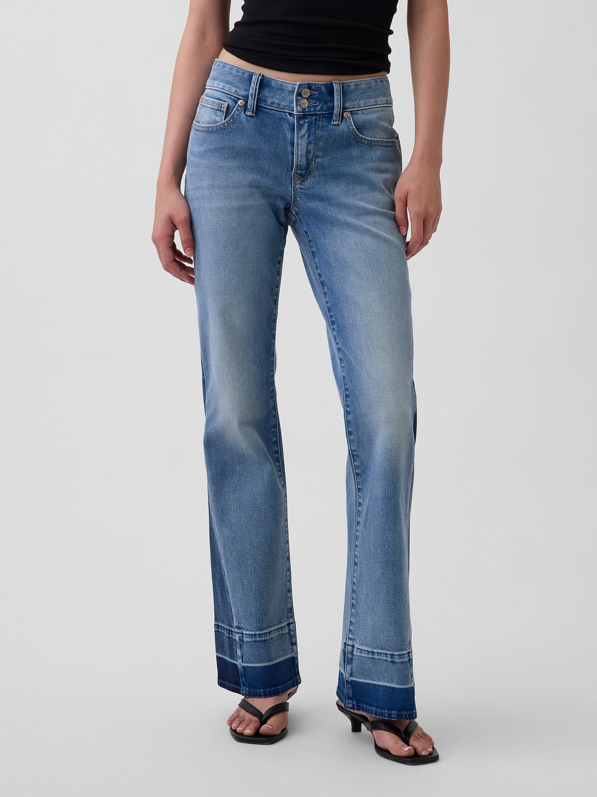 Low Rise Long & Lean Split-Hem Jeans - Light indigo