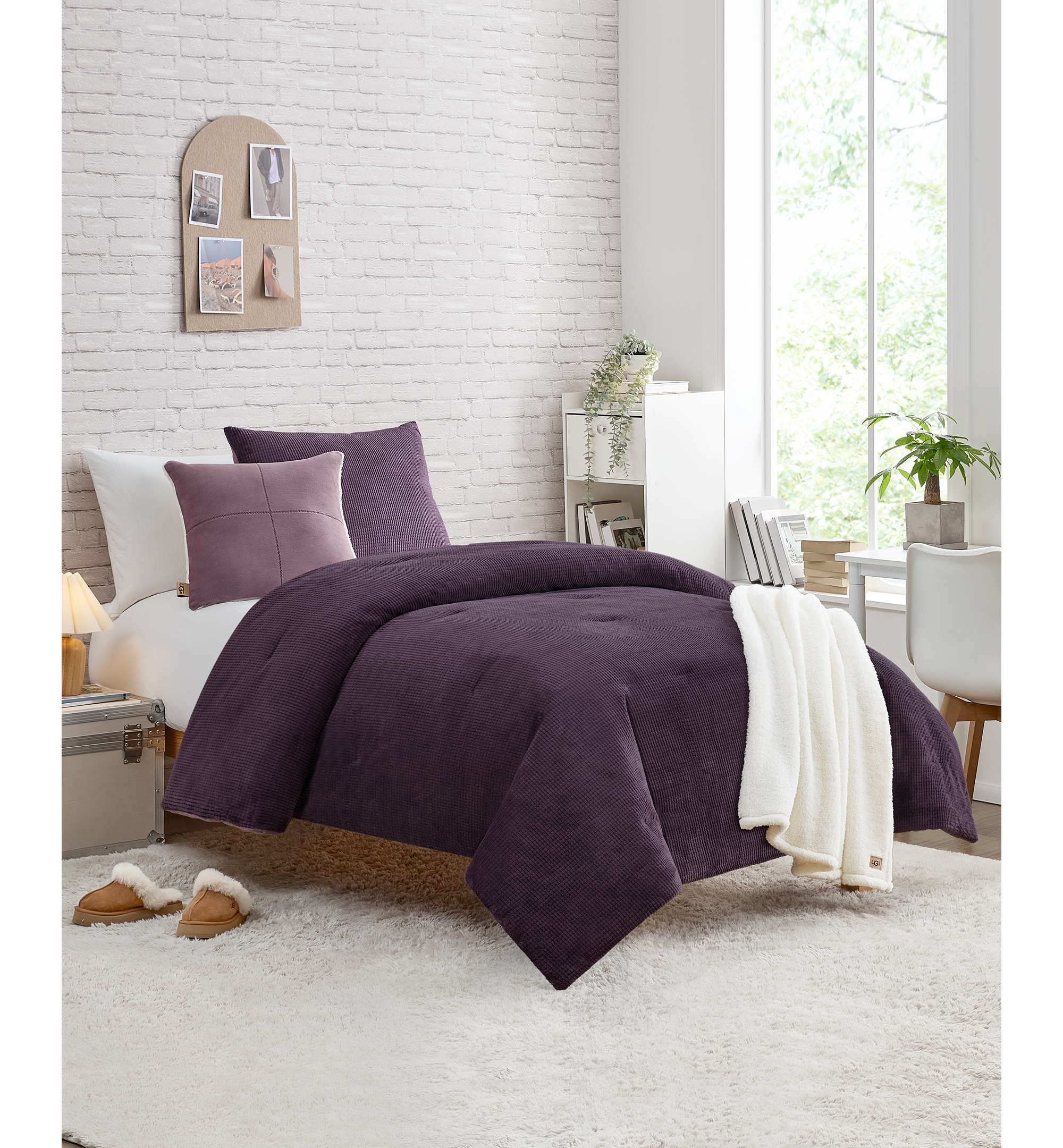 UGG® Brody Reversible Comforter Sets - Fiction